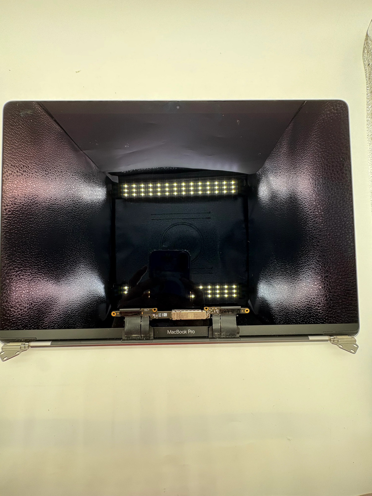 Apple MacBook Pro 15″ A1990 Retina LED Screen Assembly 2880×1800