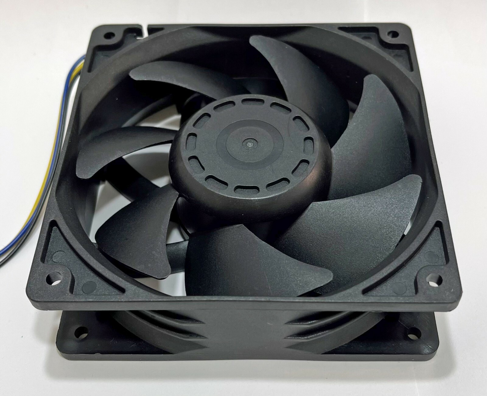 28/Lot 285 CFM ULTRA HIGH SPEED SERVER MINER FAN 12V 2.5A 120x38mm 3-Pin PWM