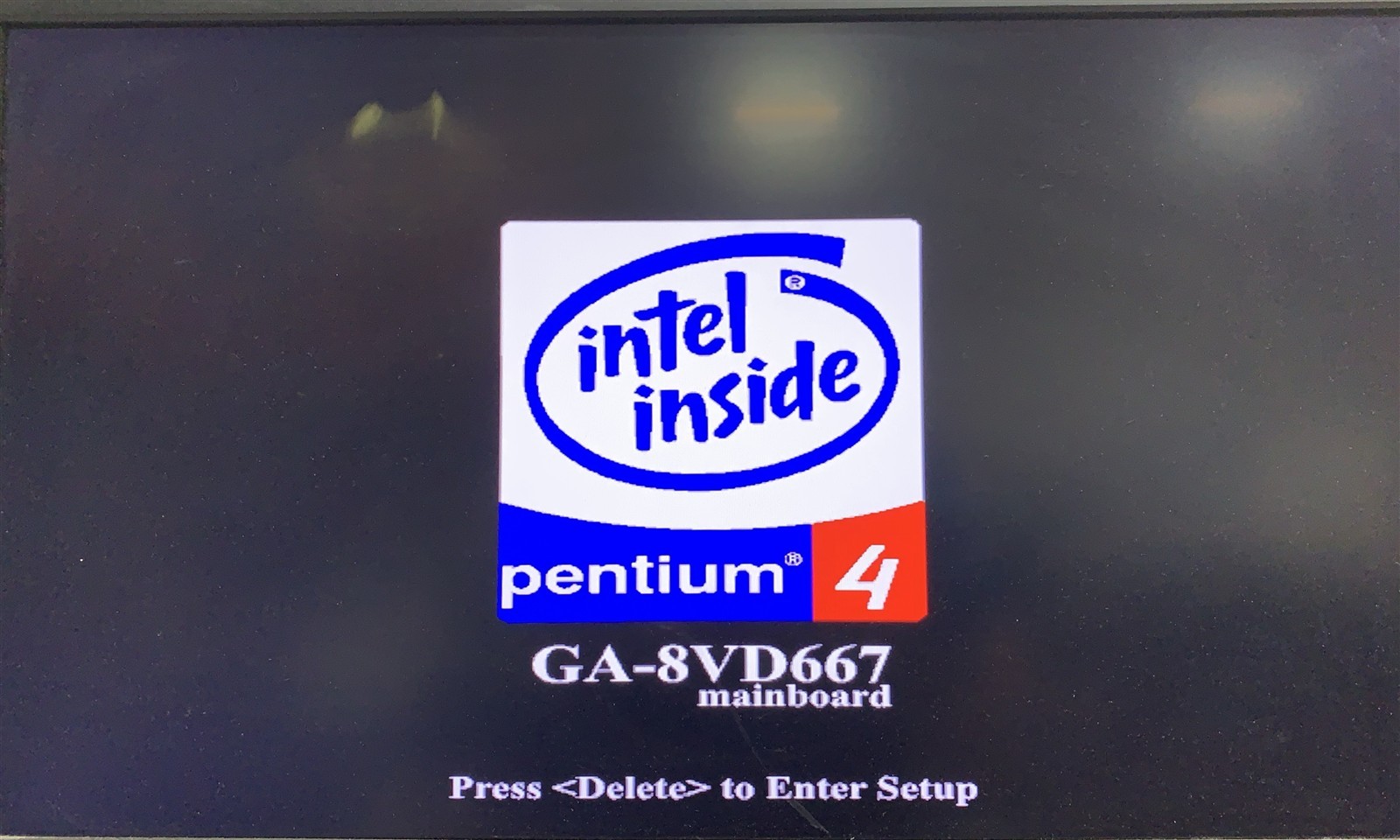 GIGABYTE GA-8VD667 Motherboard & CPU mATX mPGA478 Pentium 4 2.50GHz 512MB I/O