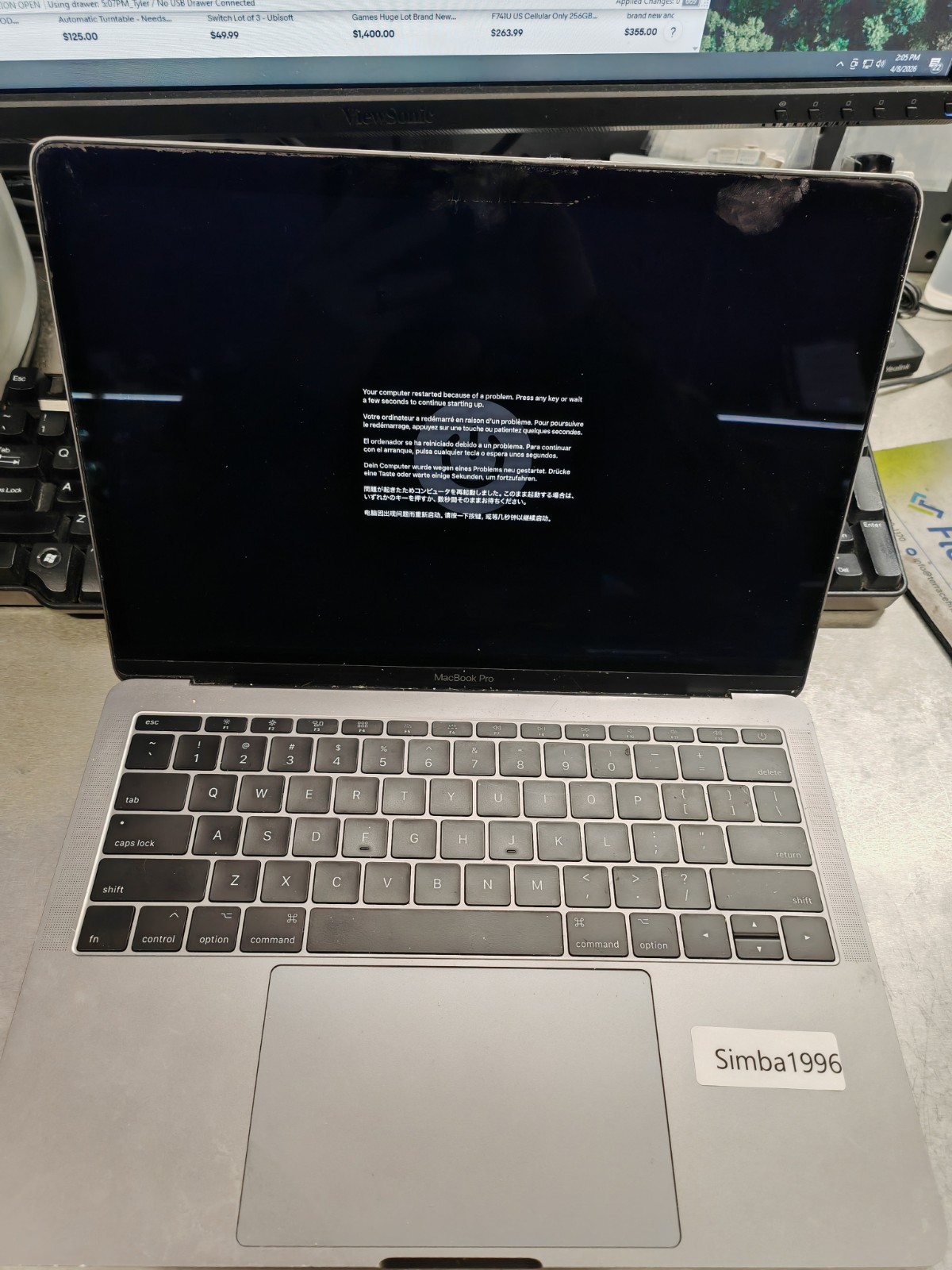 Apple MacBook Pro 13″ LCD A1708 2017 (space gray) – Genuine LCD – FOR PARTS