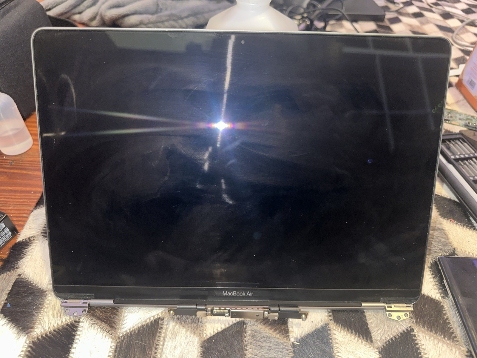 Apple LCD Screen Display Assembly for 13″ MacBook Air – Gray (661-15389)