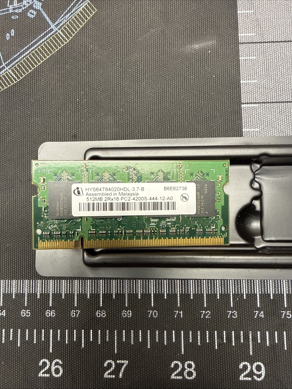 Infineon 512 MB DDR2 SODIMM Memory