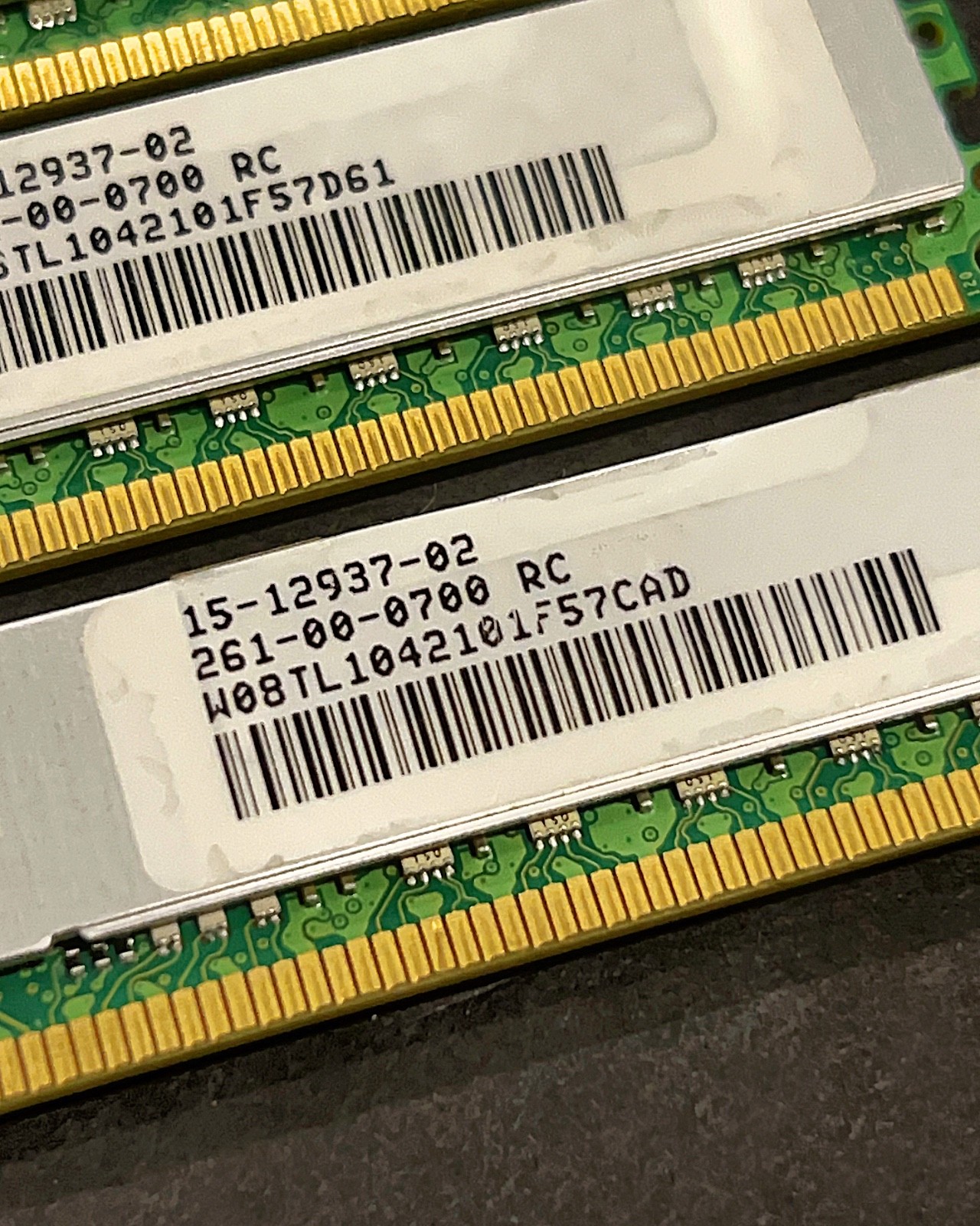 Samsung 16GB DDR3L PC3L-12800R ECC Registered RAM / Lot of 4 – 64GB Total
