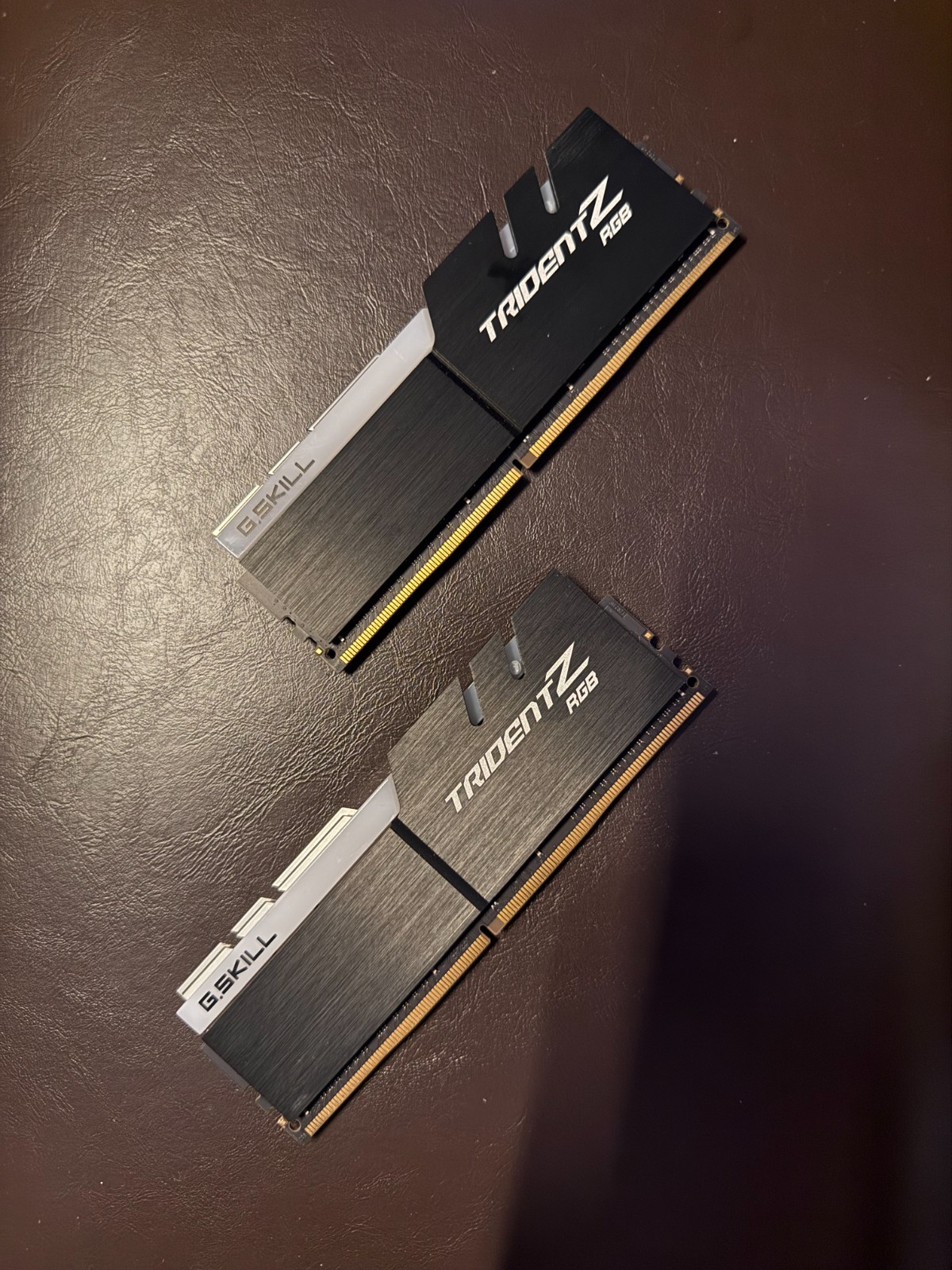G.SKILL Trident Z RGB DDR4-3200 32GB (2x16GB) DIMM RGB Intel XMP 2.0 – Excellent