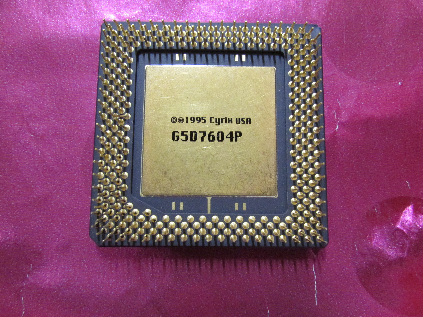 Super Vintage Cyrix 6X86 P90+GP 80MHz CPU/Processor G5D7604P Gold Top/Bottom/Pin
