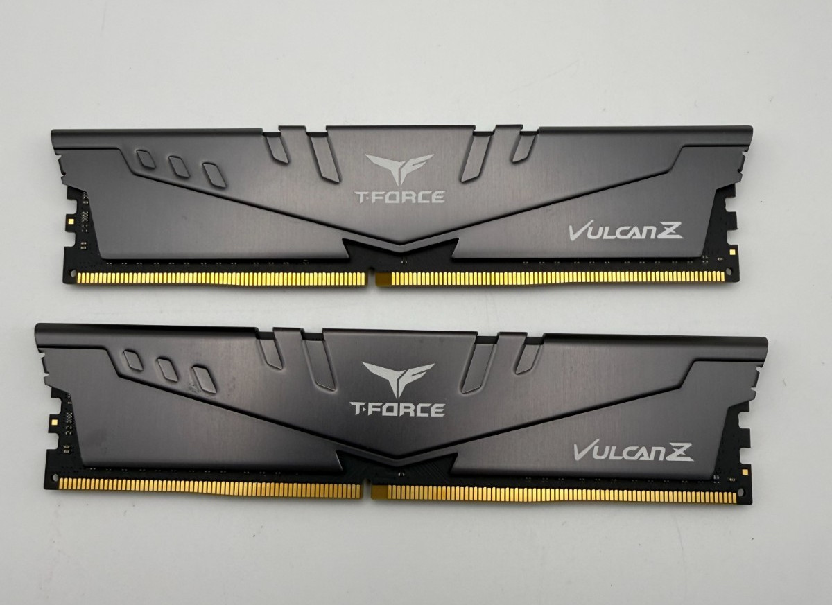 TEAMGROUP T-Force Vulcan Z 16GB (2x8GB) DDR4-3600 DIMM RAM TLZGD48G3600HC18JBK