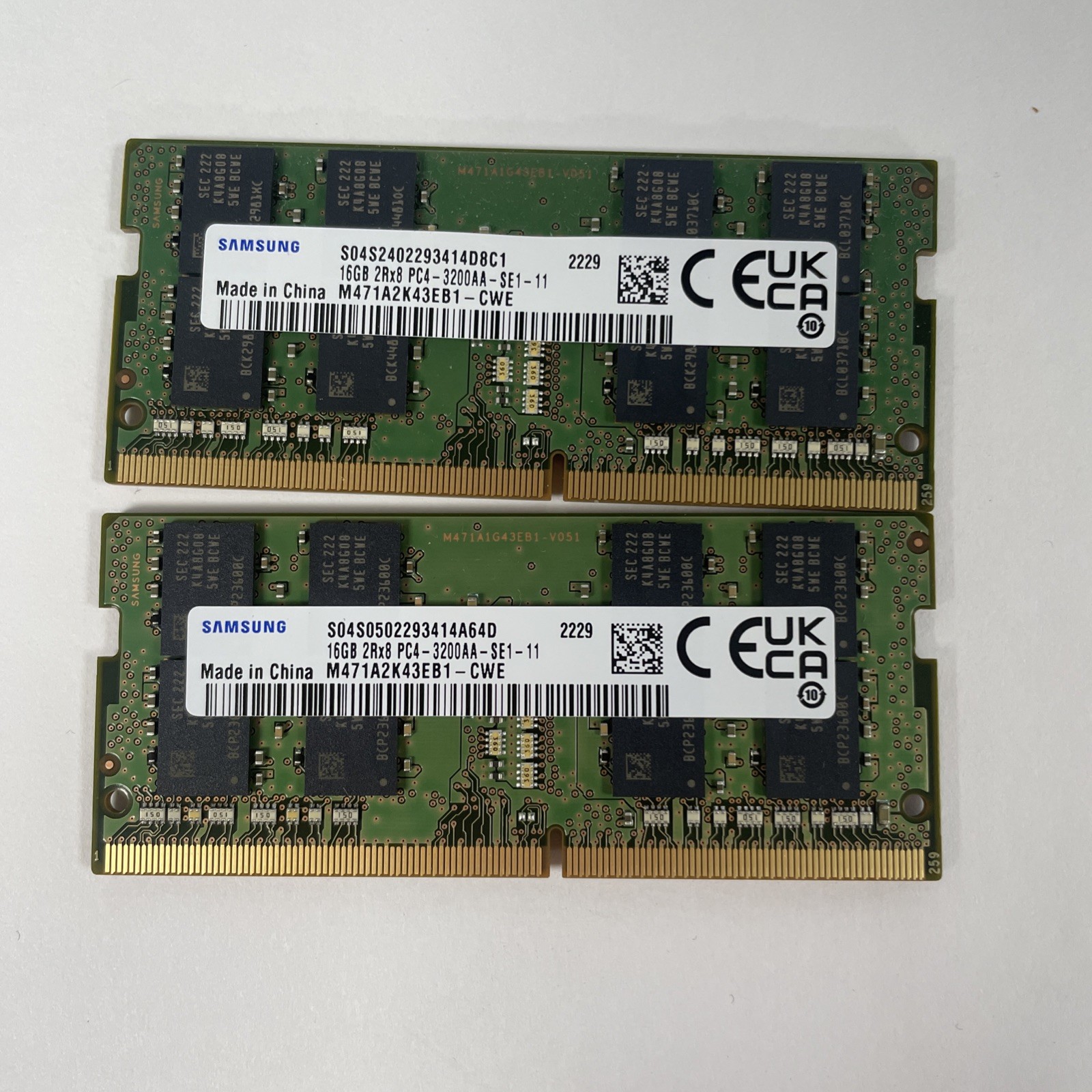 LOT OF (2) Samsung 16GB 3200MHz 2Rx8 DDR4 PC4-3200AA M471A2K43EB1-CWE 32GB
