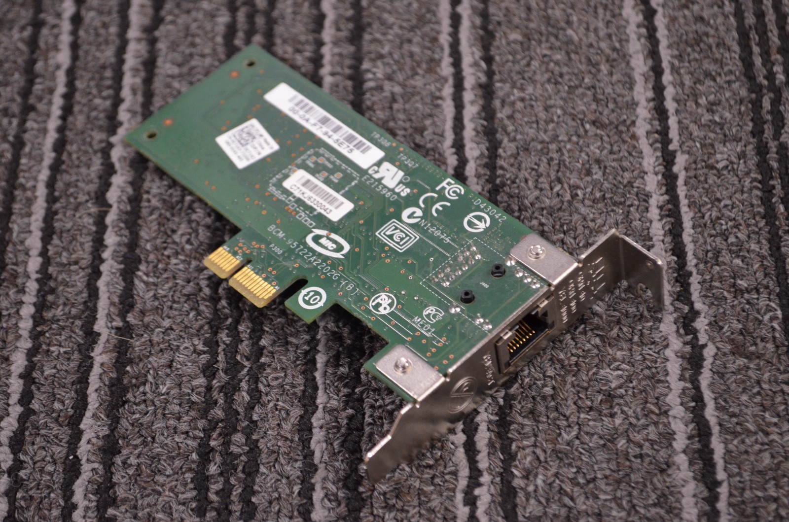Low Profile Gigabit Ethernet | Broadcom BCM5722 | 10/100/1000BaseT RJ-45