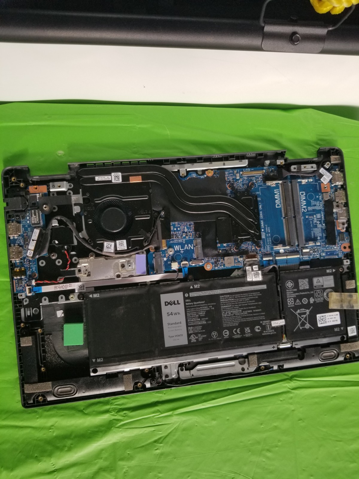DELL LATITUDE 3520 15.6” BIOS LOCK MOTHERBOARD INTEL i5-1135G7 2.4GHz