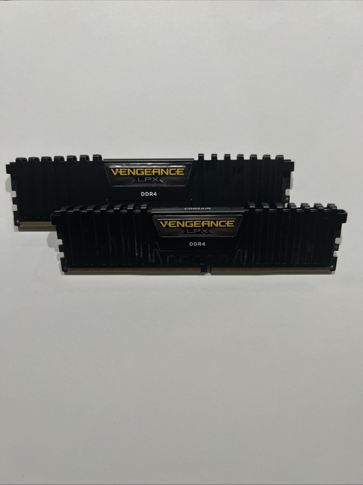 Corsair Vengeance LPX 16GB (2x8GB) DDR4 3000MHz DIMM Black CMK16GX4M2B3000C15