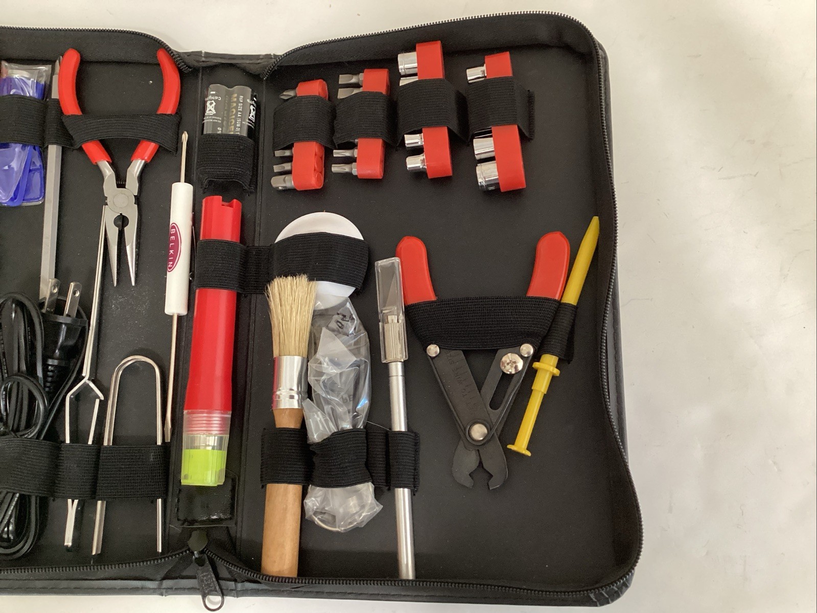 belkin 55 Piece computer tool kit open box new