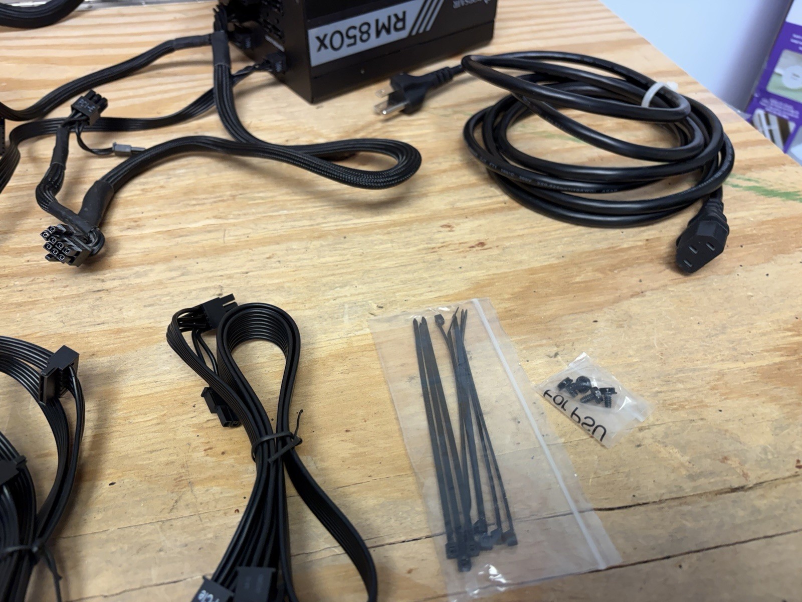 Corsair RM850x 850W Fully Modular PSU (RPS0110) – Partial Cable Set