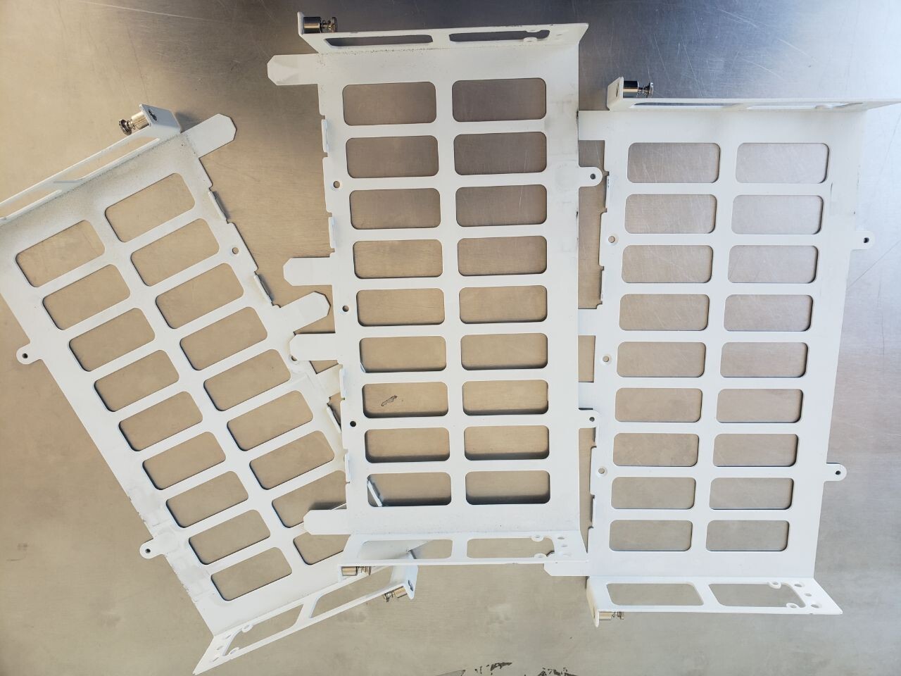 ALCATEL LUCENT OmniSwitch Stacking Rack SUPPLY BRACKET — LOT OF 4