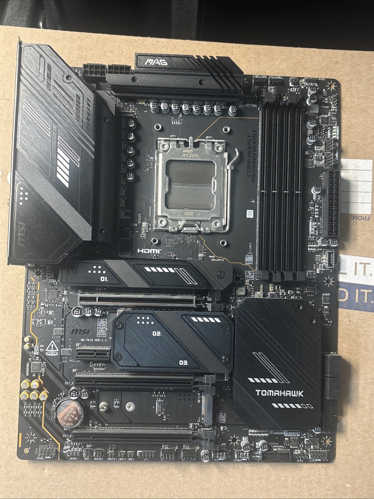 MSI MAG X670E Tomahawk WiFi Gaming Motherboard (AMD AM5, DDR5, PCIe 5.0, ATX)