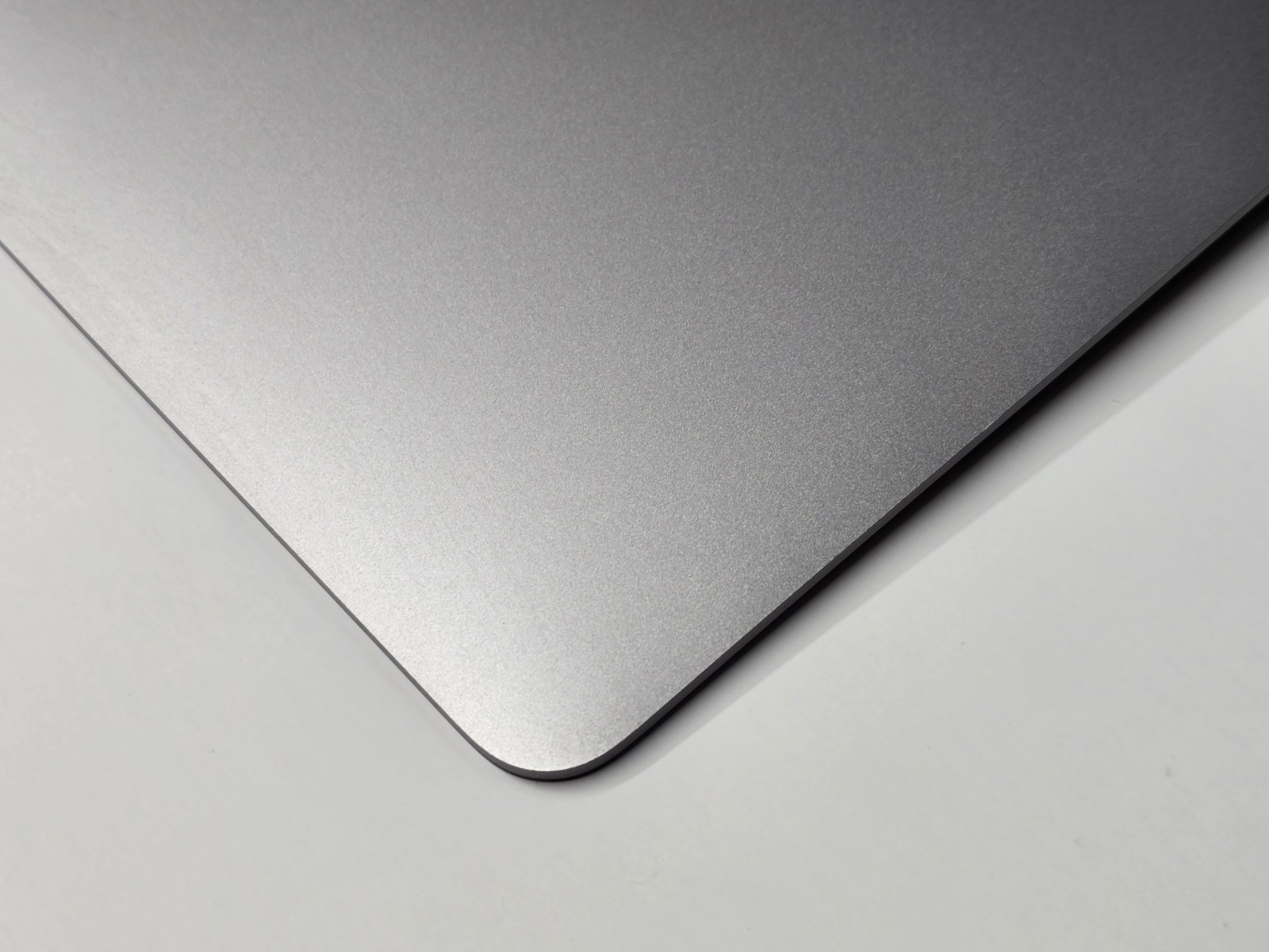 READ! GENUINE OEM MacBook Pro 16″ A2141 LCD Screen Assembly – Space Gray / Lines