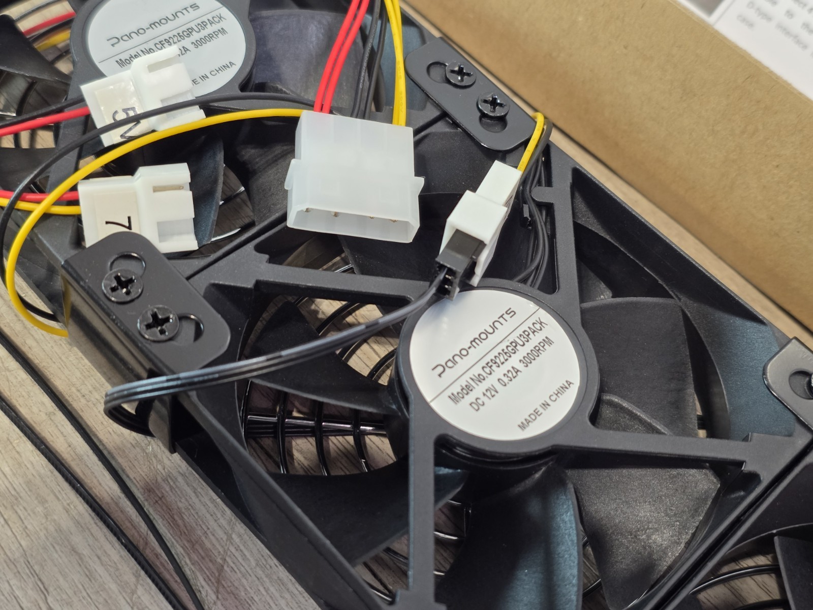 Pano Mounts Graphics Card Cooler Triple Fan – 12V 3000rpm