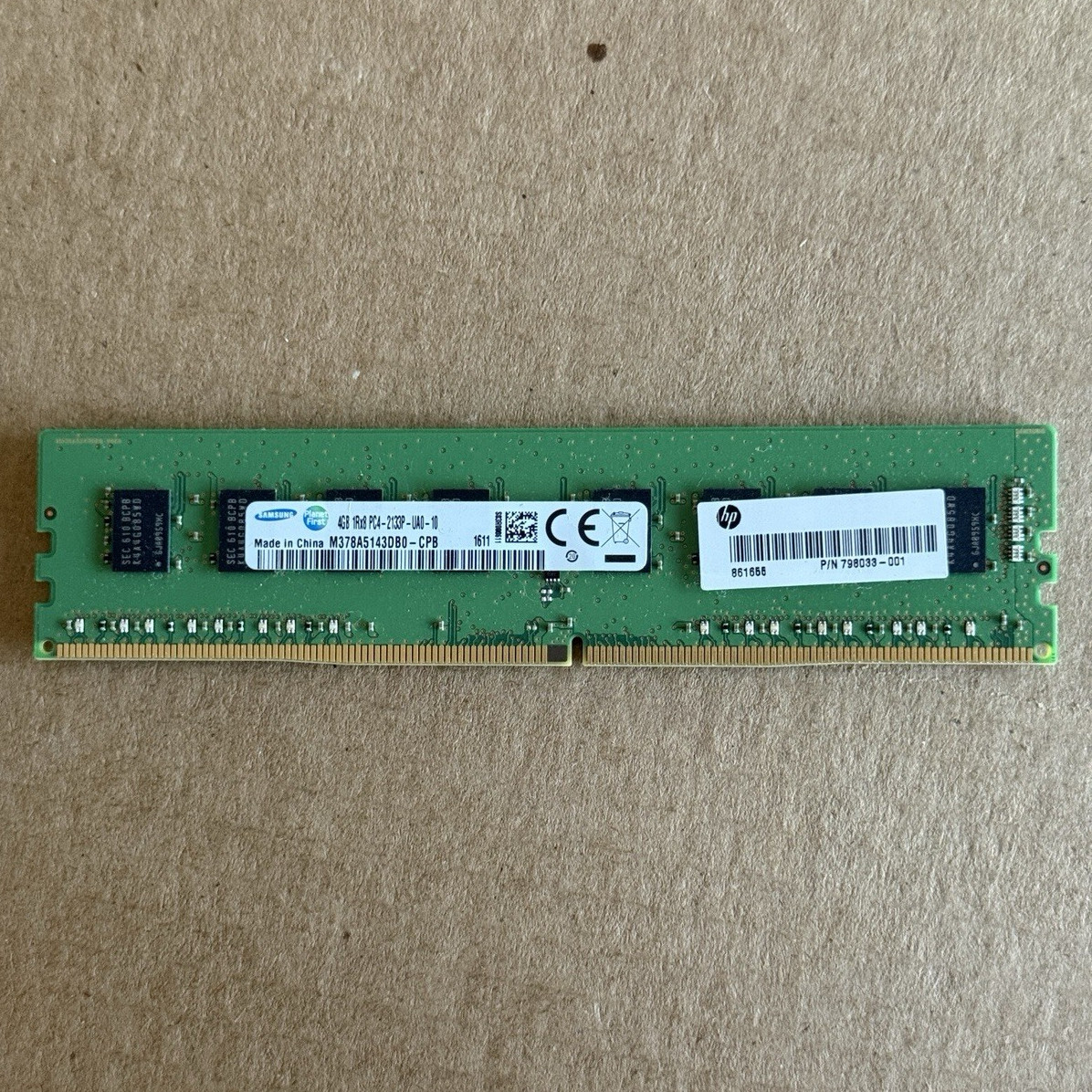 HP 4GB DDR4-2133 DIMM PC4-17000 288-Pin Non-ECC Unbuffered M378A5143DB0-CPB