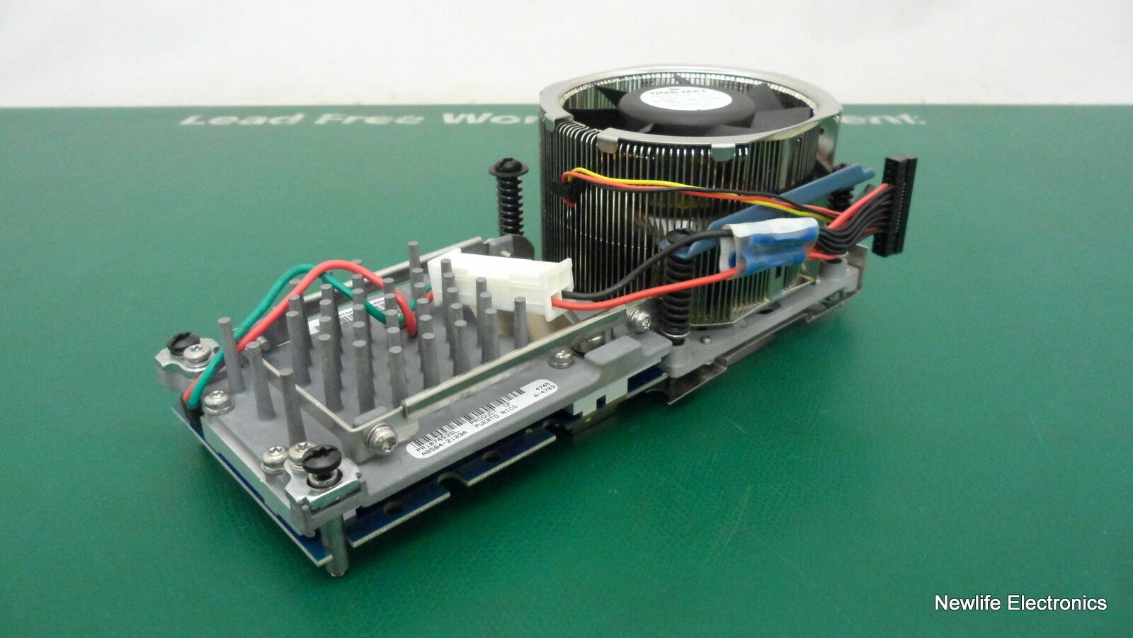 HP AB584-69001 Intel Itanium2 1.6Ghz CPU (18MB L3 Cache) AB584-2103A AB584A