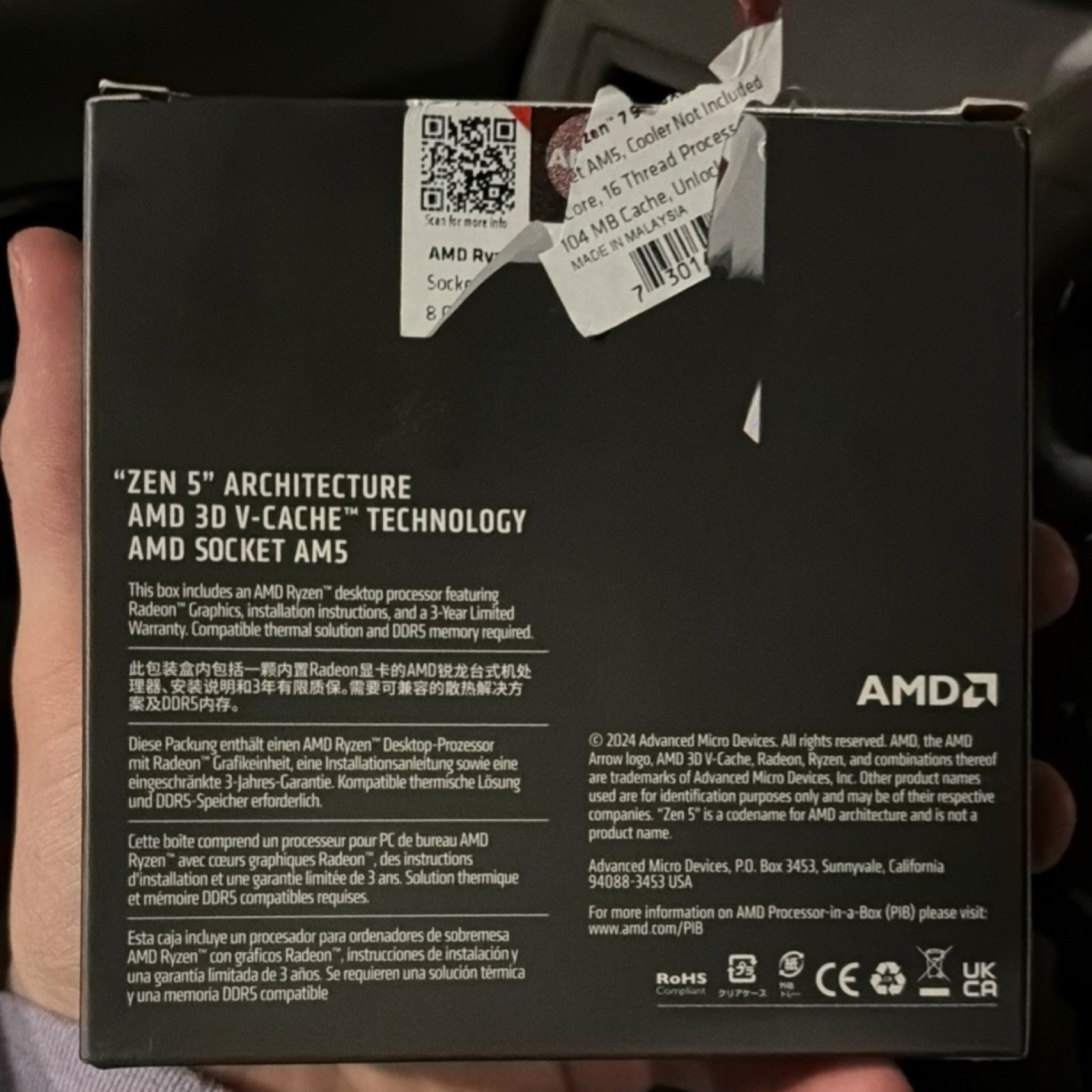 AMD Ryzen 7 9800X3D 8-Core Processor AM5 104MB L3 Cache 100-100001084WOF