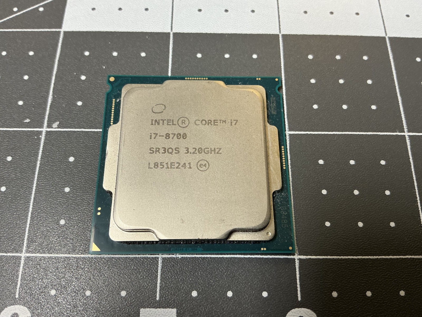 Intel Core i7-8700 3.2 GHz 8 GT/s LGA 1151 Desktop CPU Processor SR3QS
