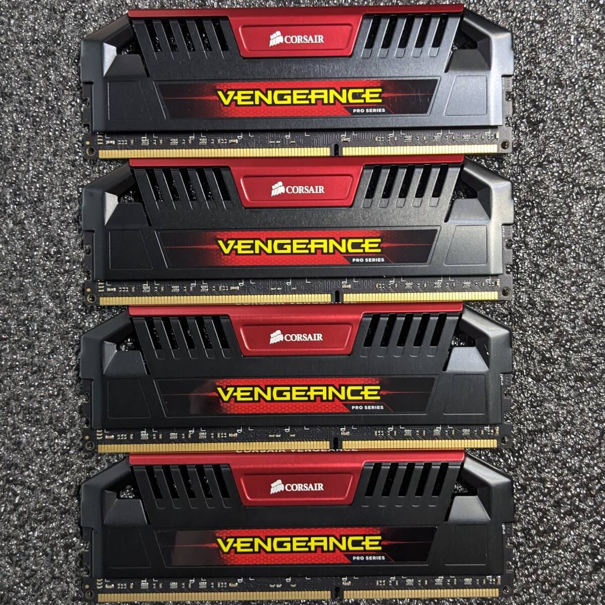 Corsair Vengeance Pro 32GB DDR3 2400MHz 4x8GB PC3-19200 Memory RAM