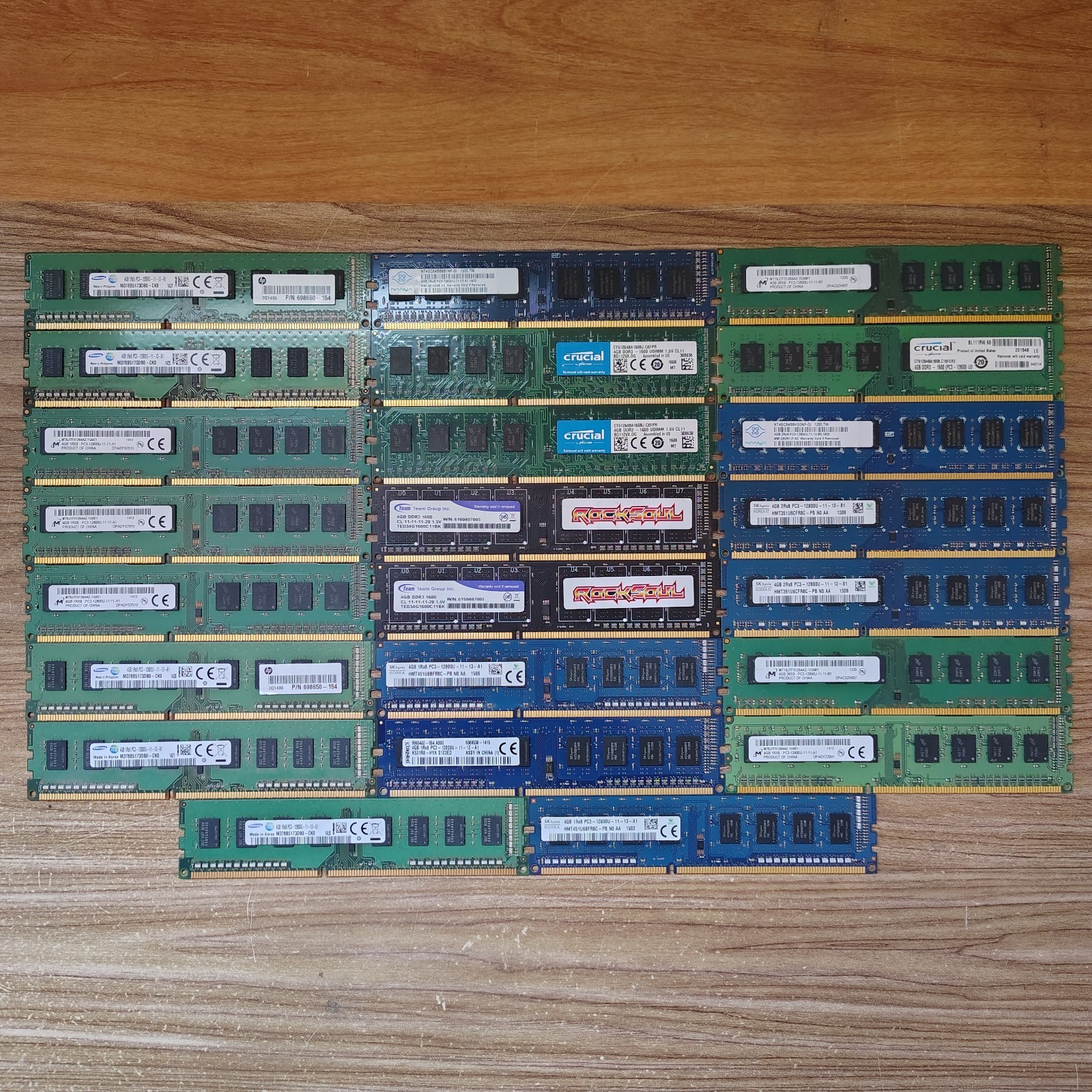 *Lot of 23* Mixed 4GB 1Rx8 2Rx8 PC3-12800U 1600MHz DDR3 UDIMM RAM Memory Modules
