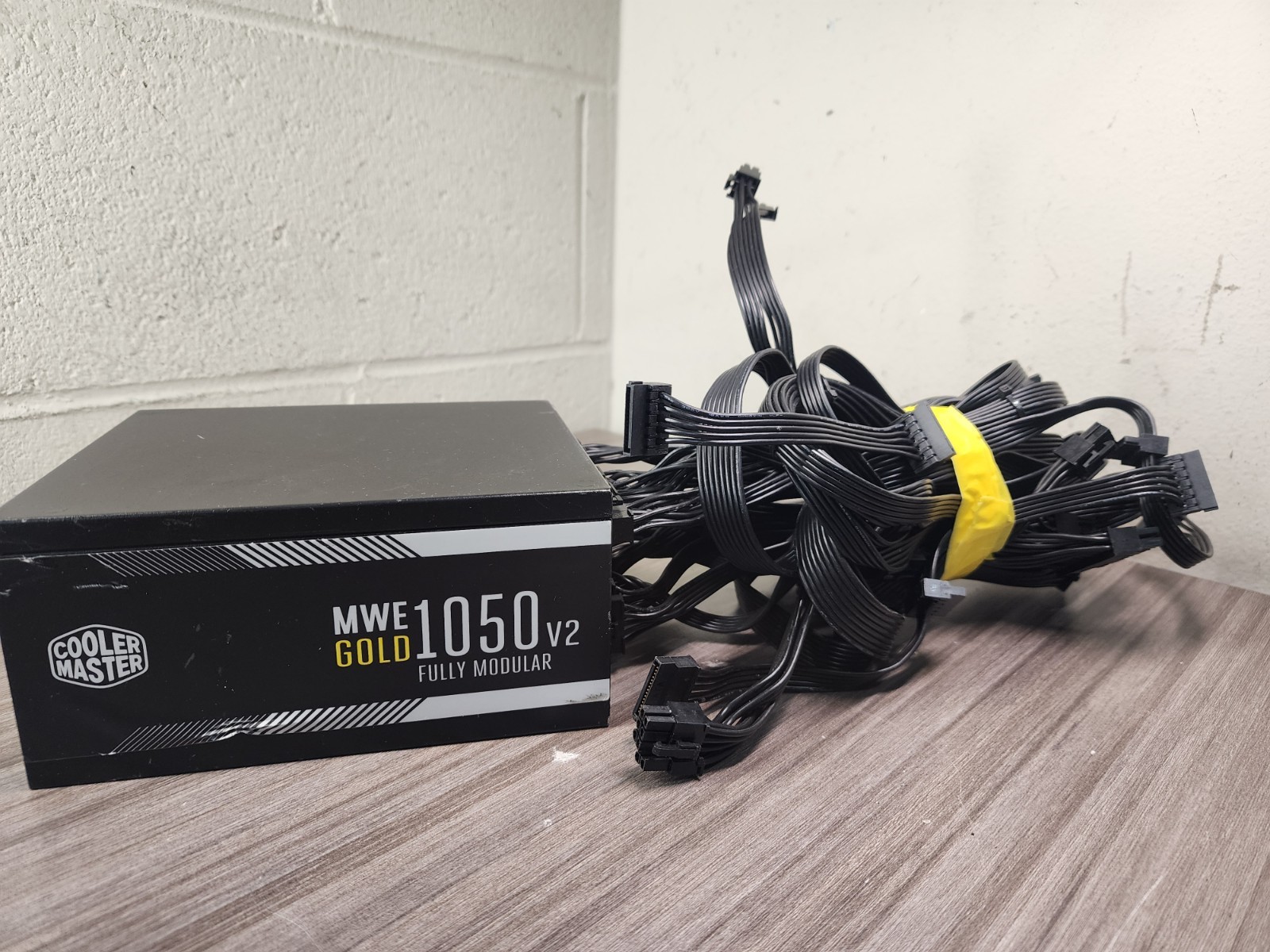 Cooler Master MWE Gold 1050 V2 ATX3.0 Fully Modular Power Supply 1050W