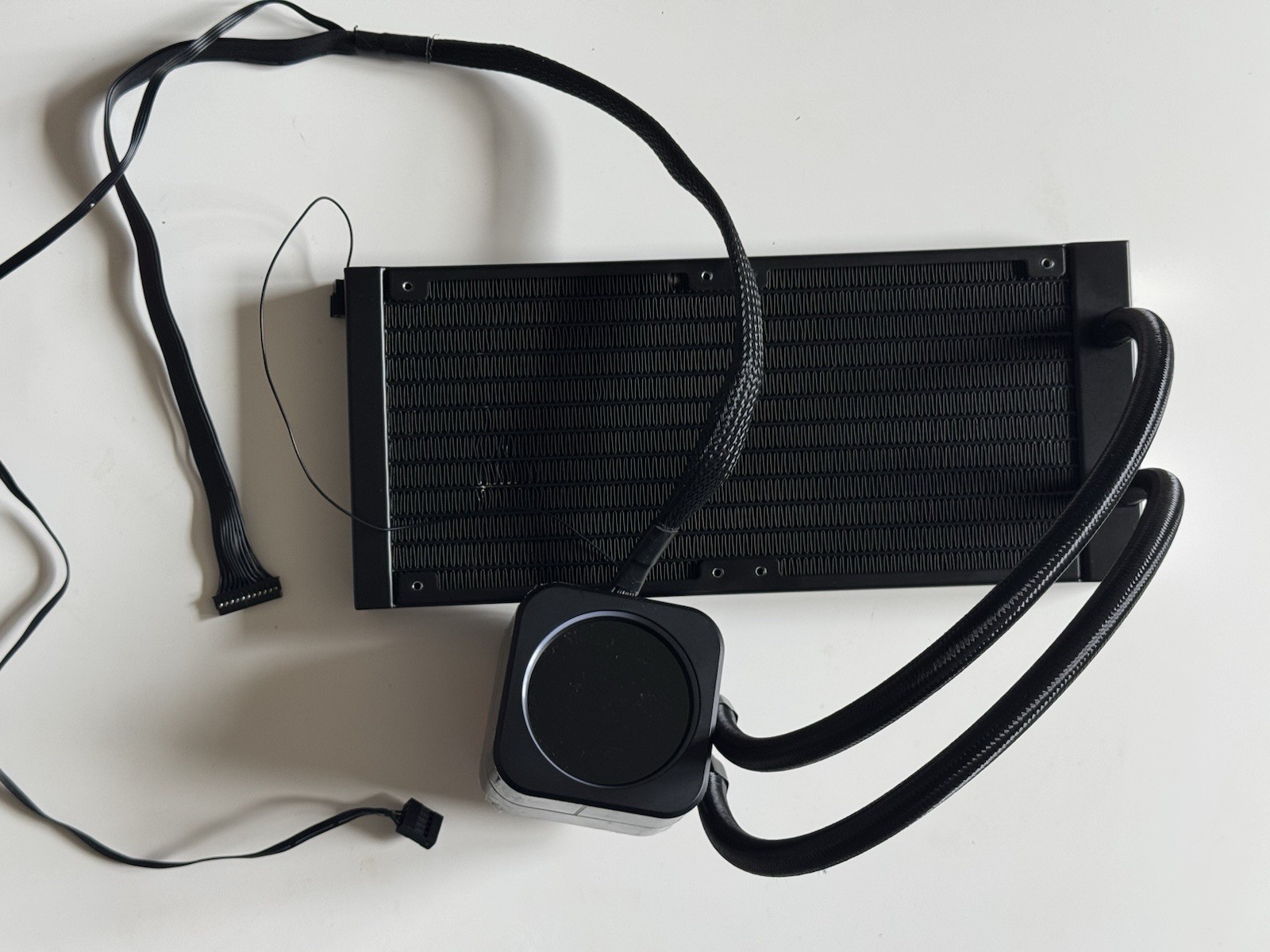 iCUE H100i ELITE LCD XT Display Liquid CPU Cooler (Corsair Aio 240mm)