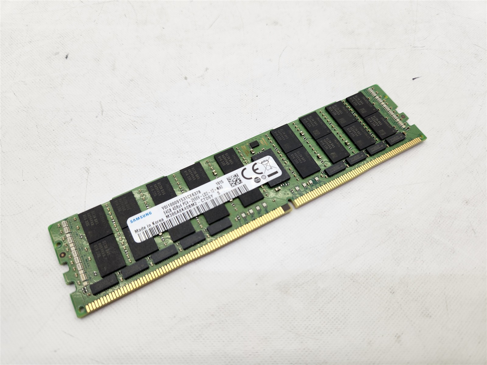 Samsung 64GB 4DRX4 PC4 Ddr4-2666V Server Memory RAM M386A8K40BM2