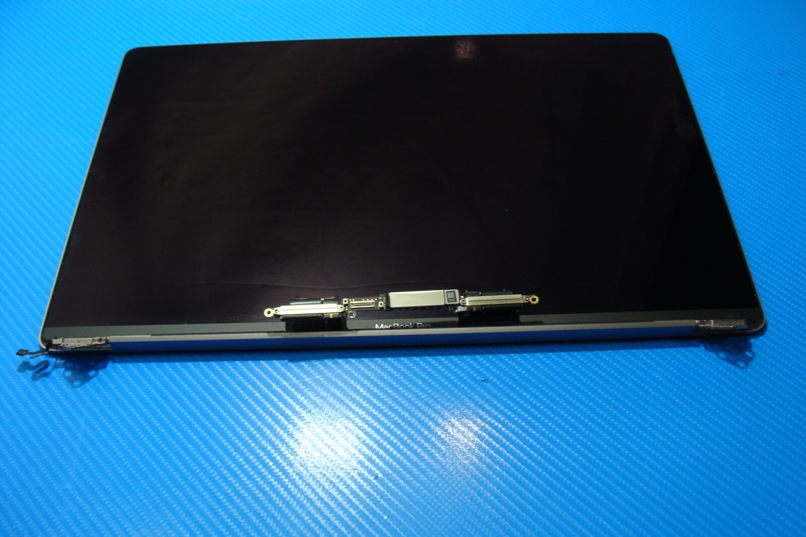 MacBook Pro A2141 16″ Late 2019 MVVJ2LL LCD Screen Assembly Gray 661-14200