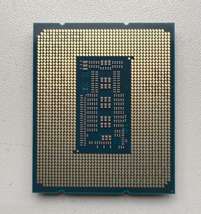 Intel Core i7-14700KF 20-Core LGA 1700 Processor