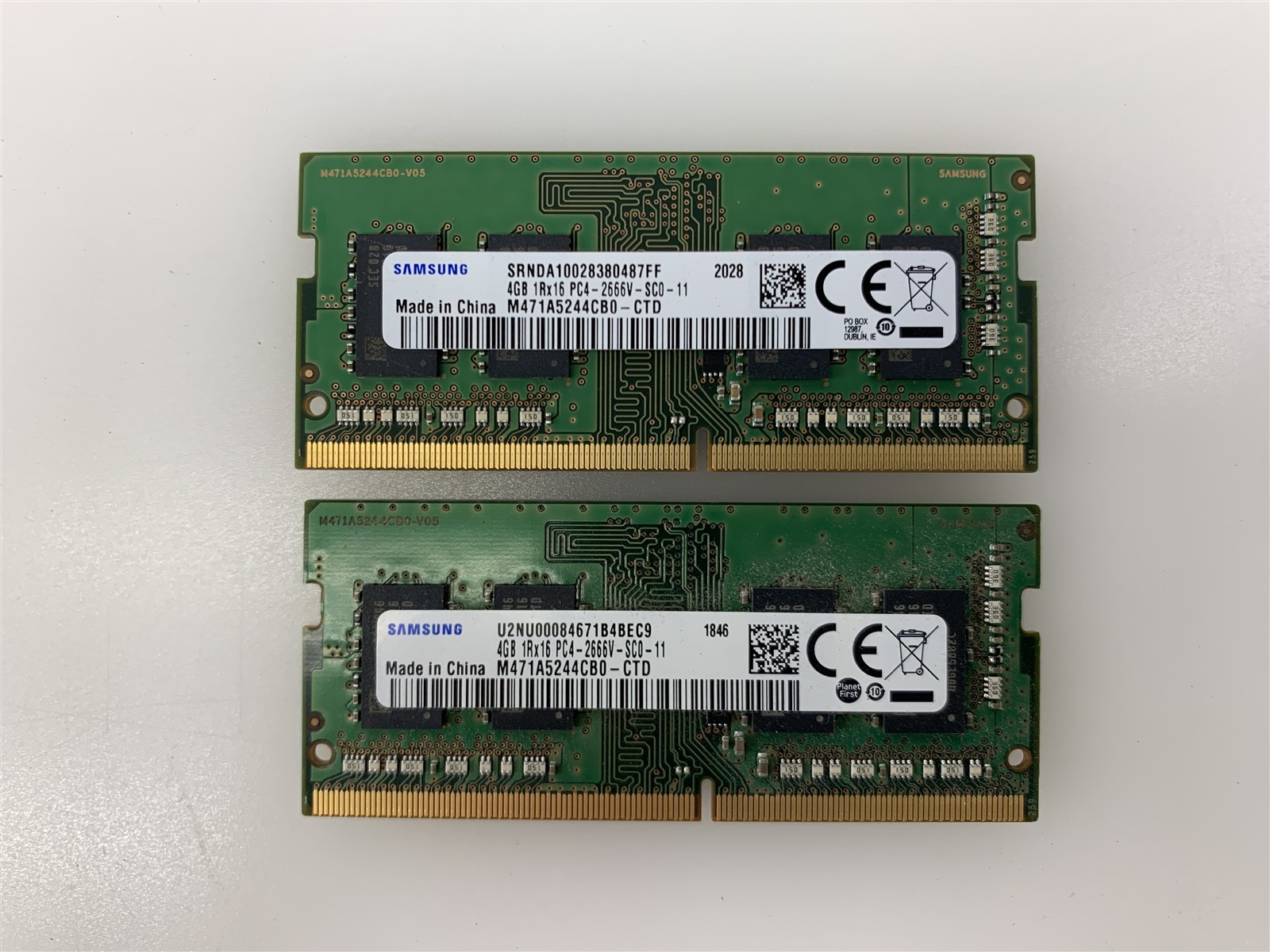 Samsung 8GB (2x4GB) 1Rx16 PC4-2666V M471A5244CB0 Laptop RAM