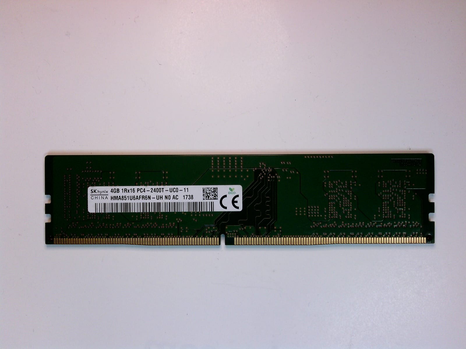SK Hynix 4GB DDR4-PC4-19200U (DDR4-2400) Single Rank Non-ECC UDIMM RAM HMA851U6A