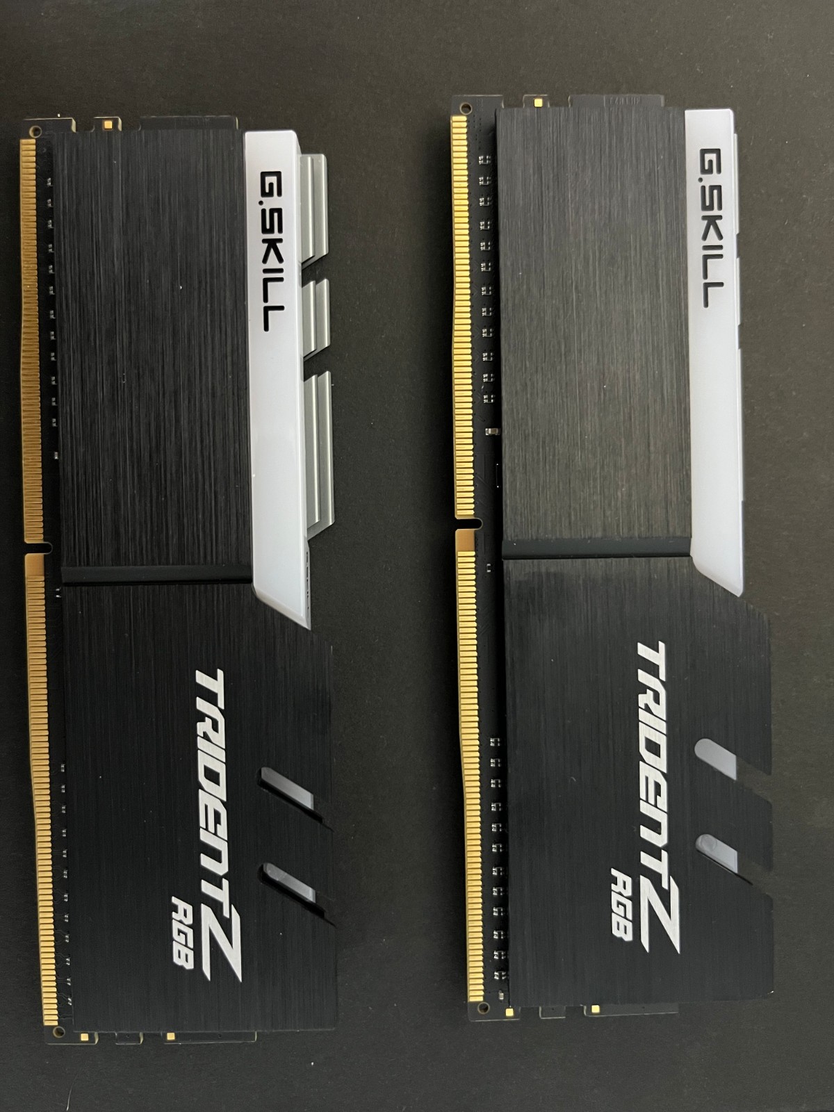 G.Skill Trident Z RGB 16Gb(2x8Gb) DDR4 4000 MHz F4-4000C18D-16GTZRB