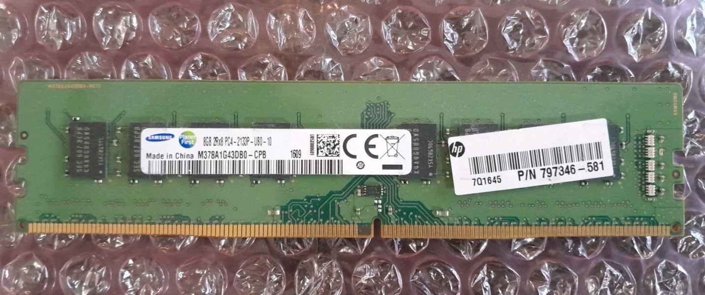 SAMSUNG 8GB 2Rx8 PC4-2133P-UBO-10 M378A1G43DB0-CPB