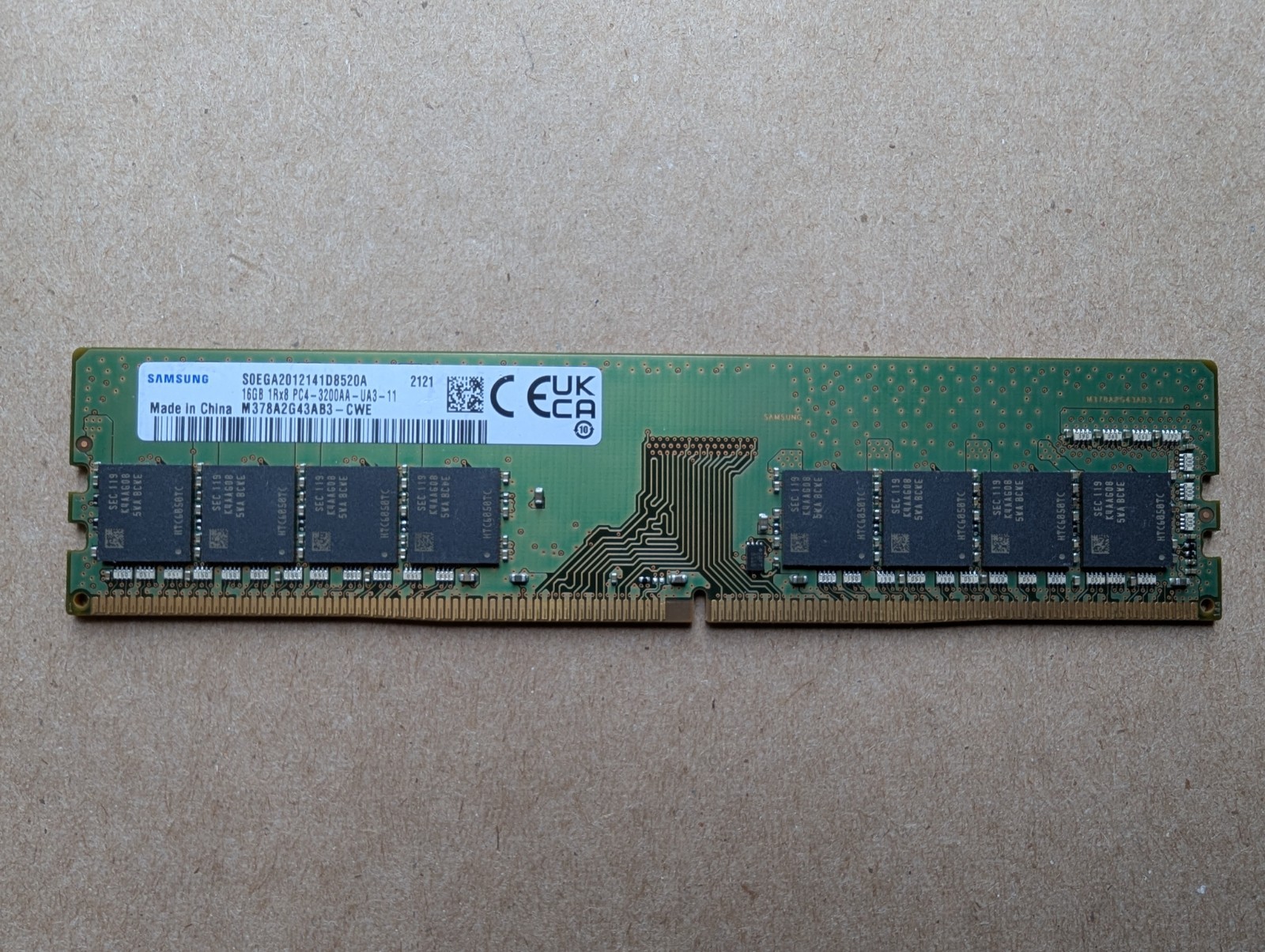 16GB DDR4 RAM Desktop PC Samsung 3200MHz PC4-3200AA-UA3-11 M378A2G43AB3-CWE