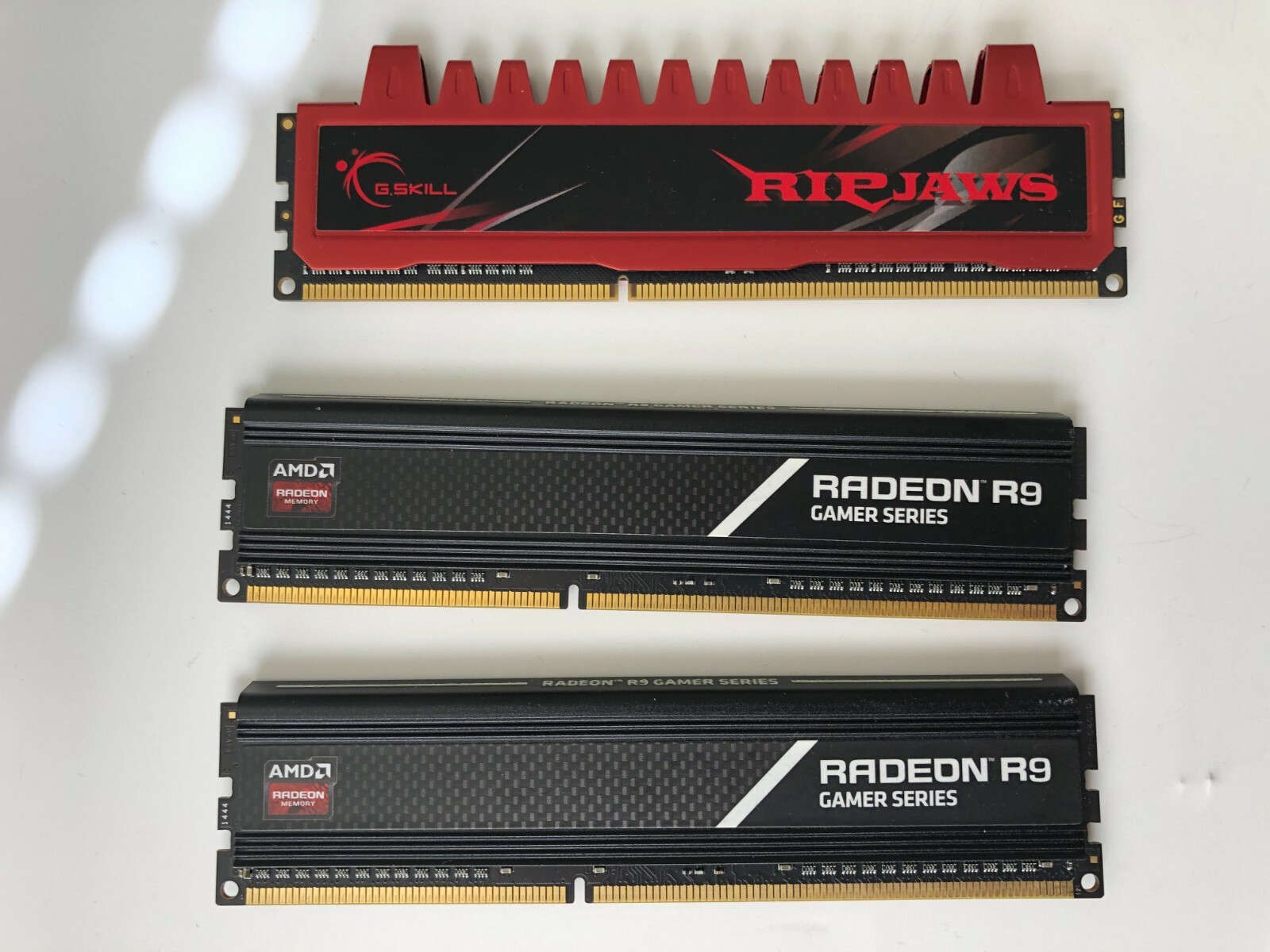 *FOR PARTS* AMD Radeon R9 Gamer Series RAM 8GB KIT 2x4GB DDR3 2400 (PC3 19200)