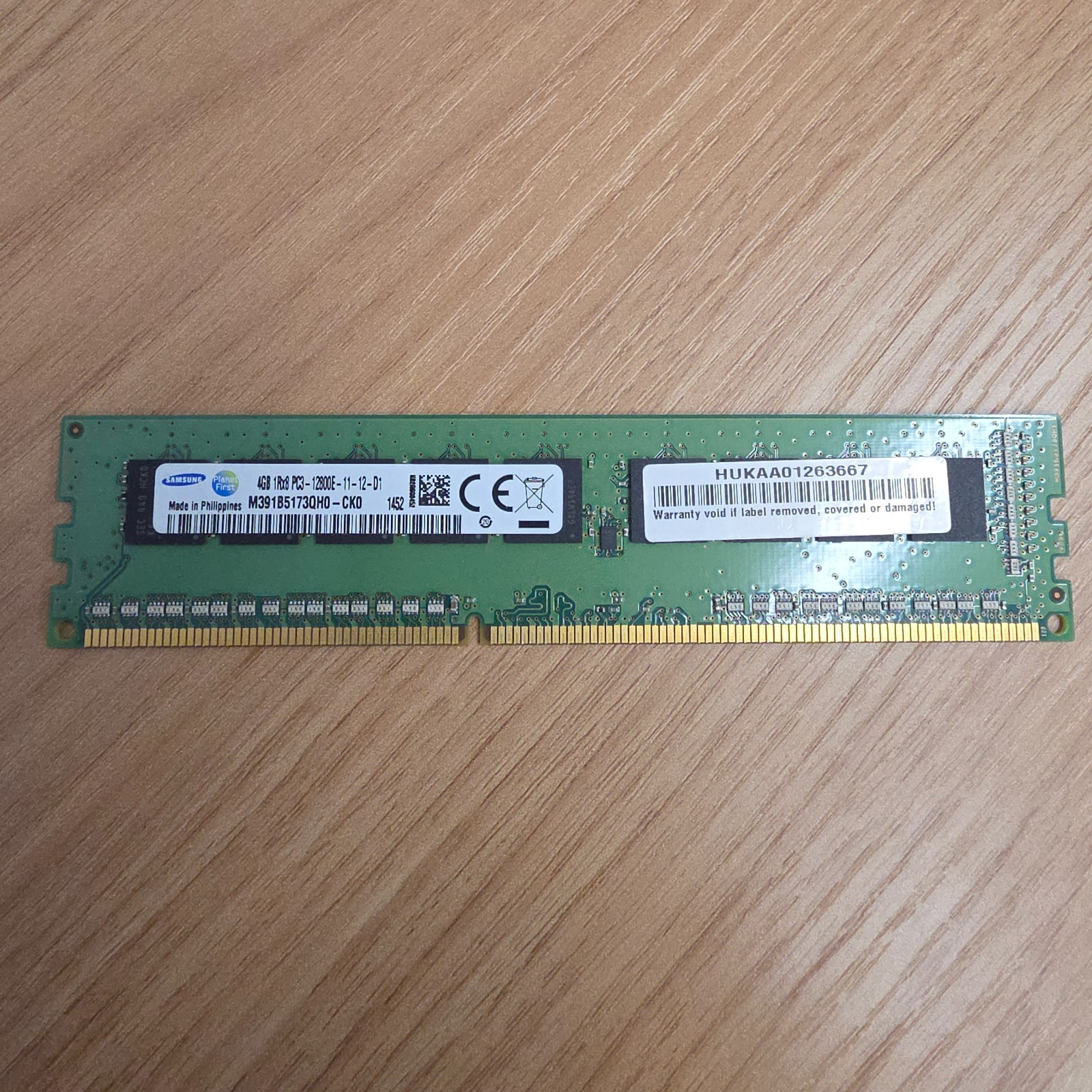 Samsung 4GB (1 x 4GB) PC3-12800 (DDR3-1600) Memory (M378B5173QH0CK0)