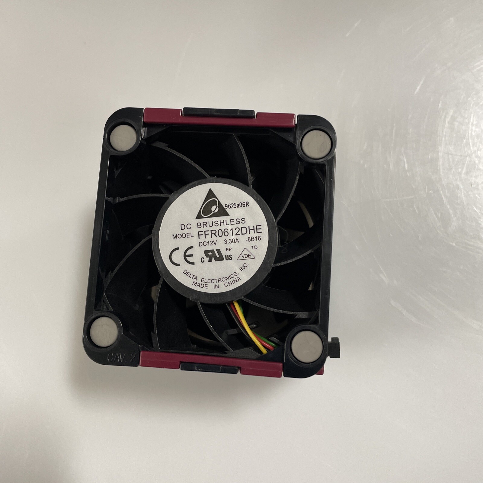 Delta Electronic FFR0612DHEDC Brushless Fan (DC 12 volts, 3.30 Amps)
