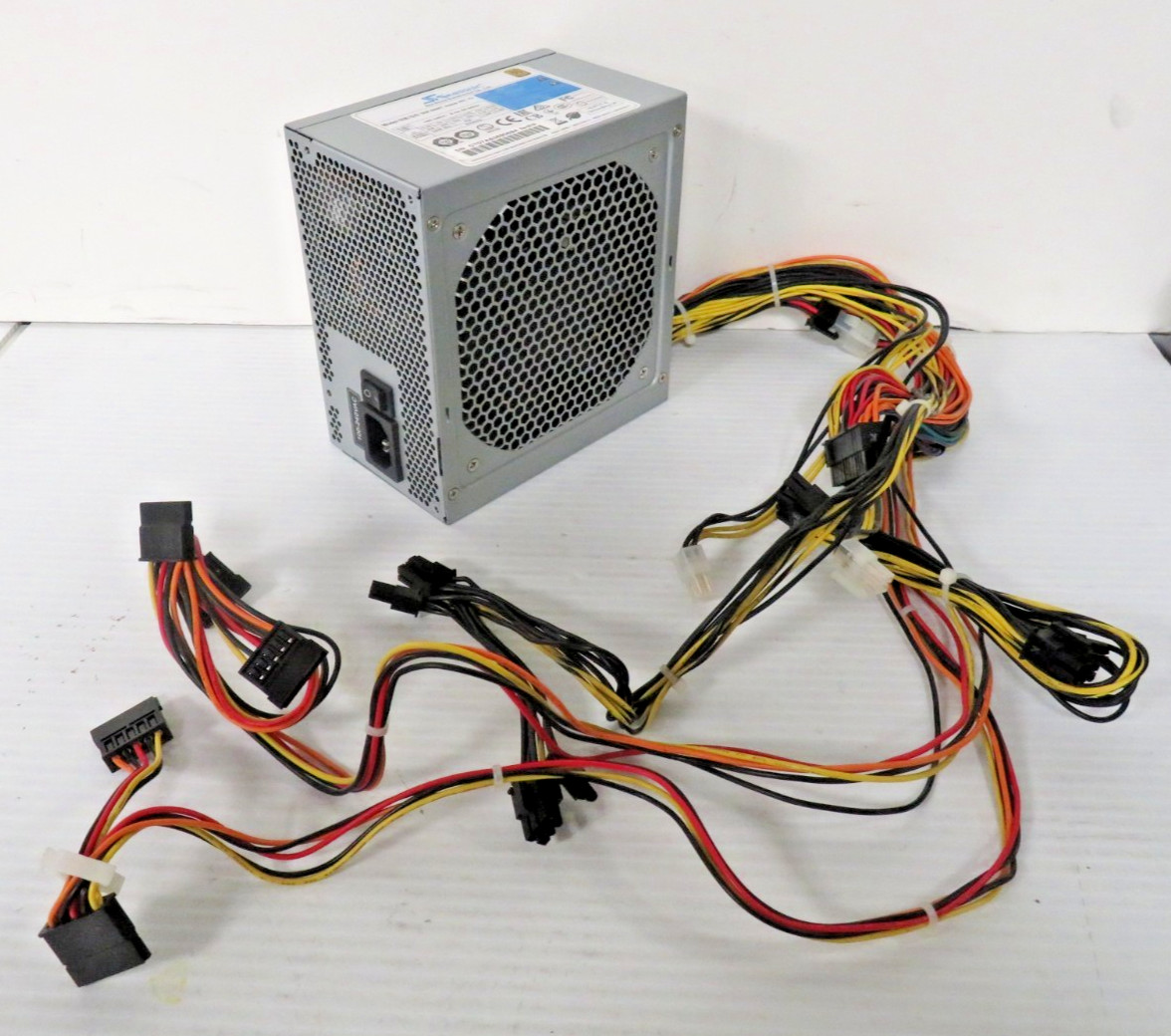 Seasonic SSP-550RT Active PFC F3 550W 24 PIN ATX FULL-MODULAR Power Supply