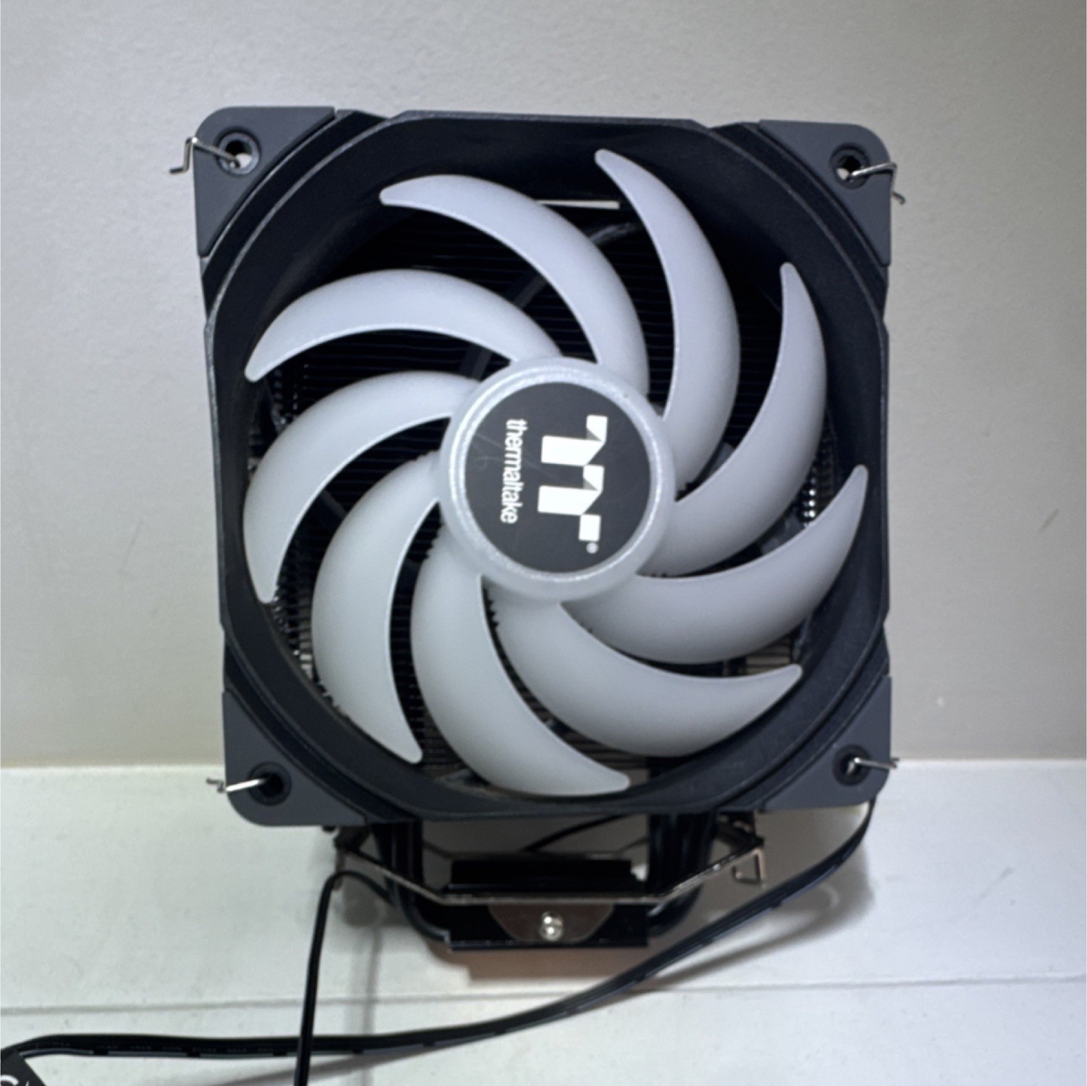 Thermaltake TT-1225 CPU Fan with Heatsink Brushless 120mm Black/White 12V