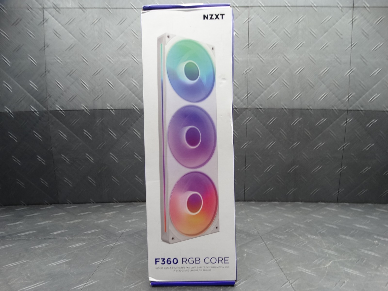 NZXT – F360 RGB Core 360mm Single-Frame Case Fan Unit w/3 x 120mm RGB Fans White