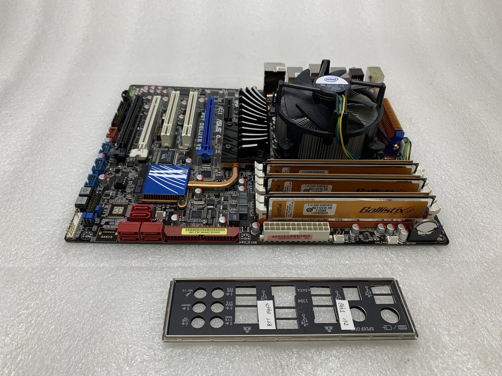 ASUS P6T Deluxe V2 ATX Motherboard Core i7-930 2.8GHz 6GB RAM
