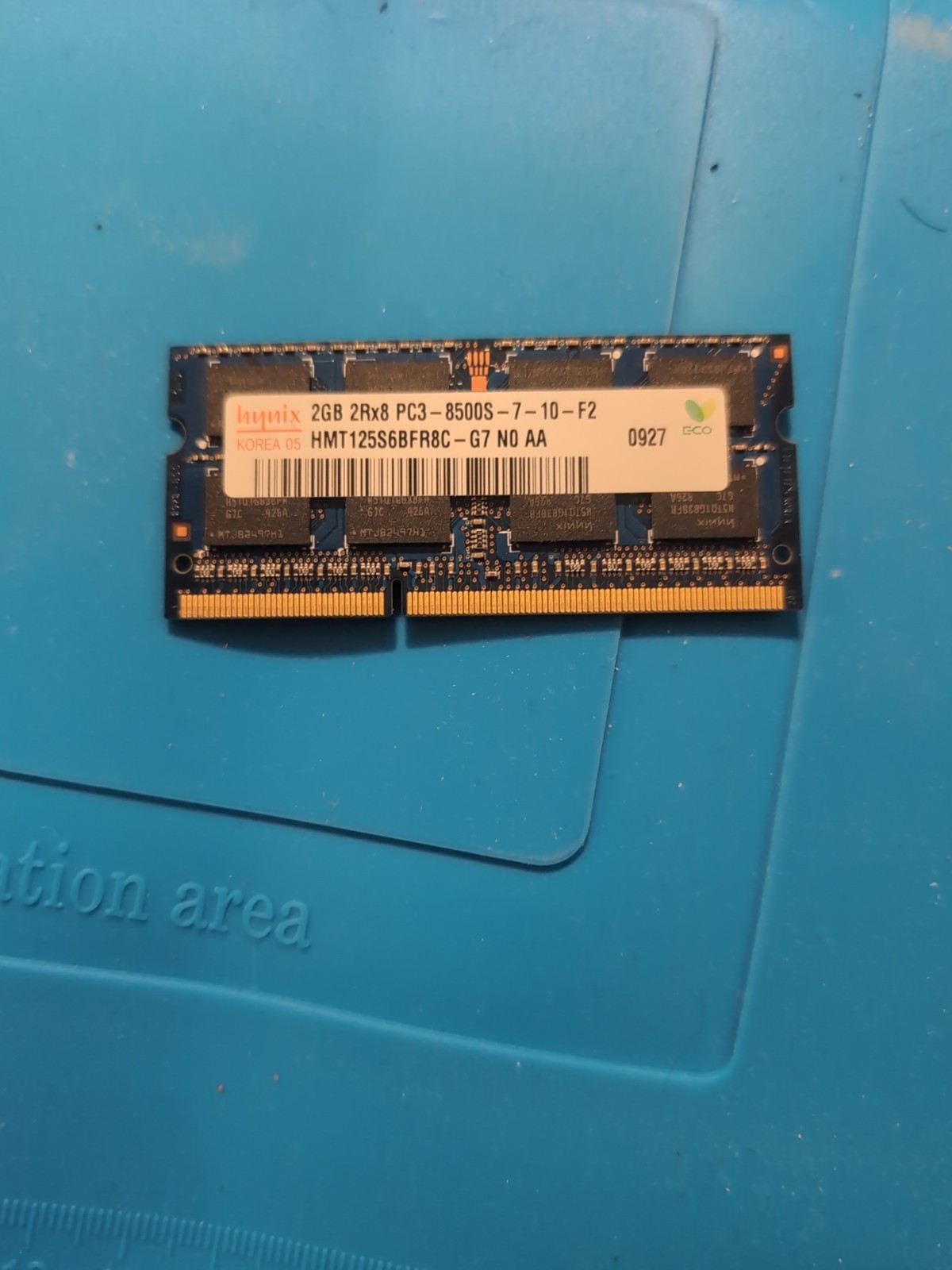 Hynix 2GB 2Rx8 PC3-8500S-7-10-F2 HMT125S6TFR8C DDR3