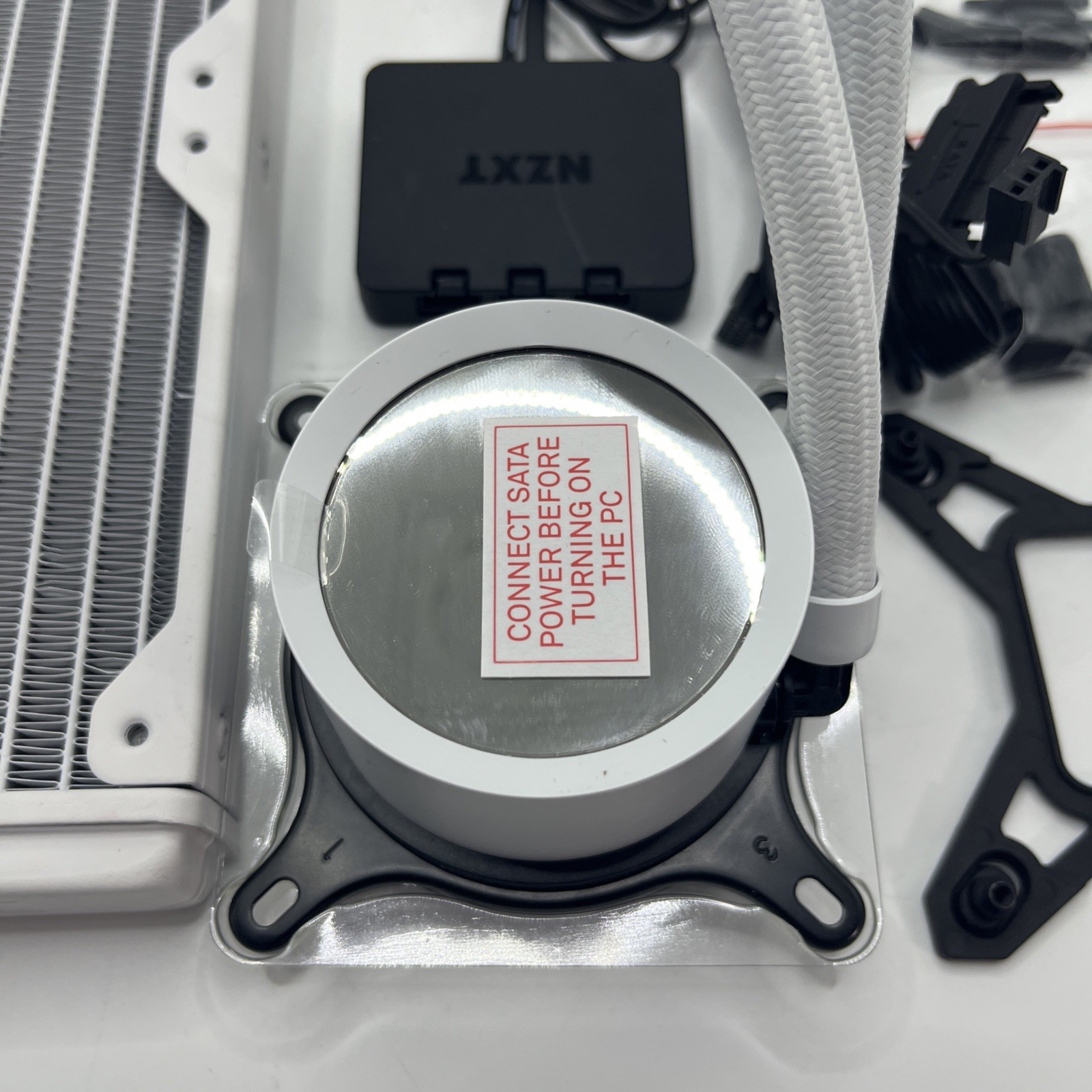 NZXT Kraken 240 RGB – 240mm AIO CPU Liquid Cooler White- Used (Includes RGB Con)