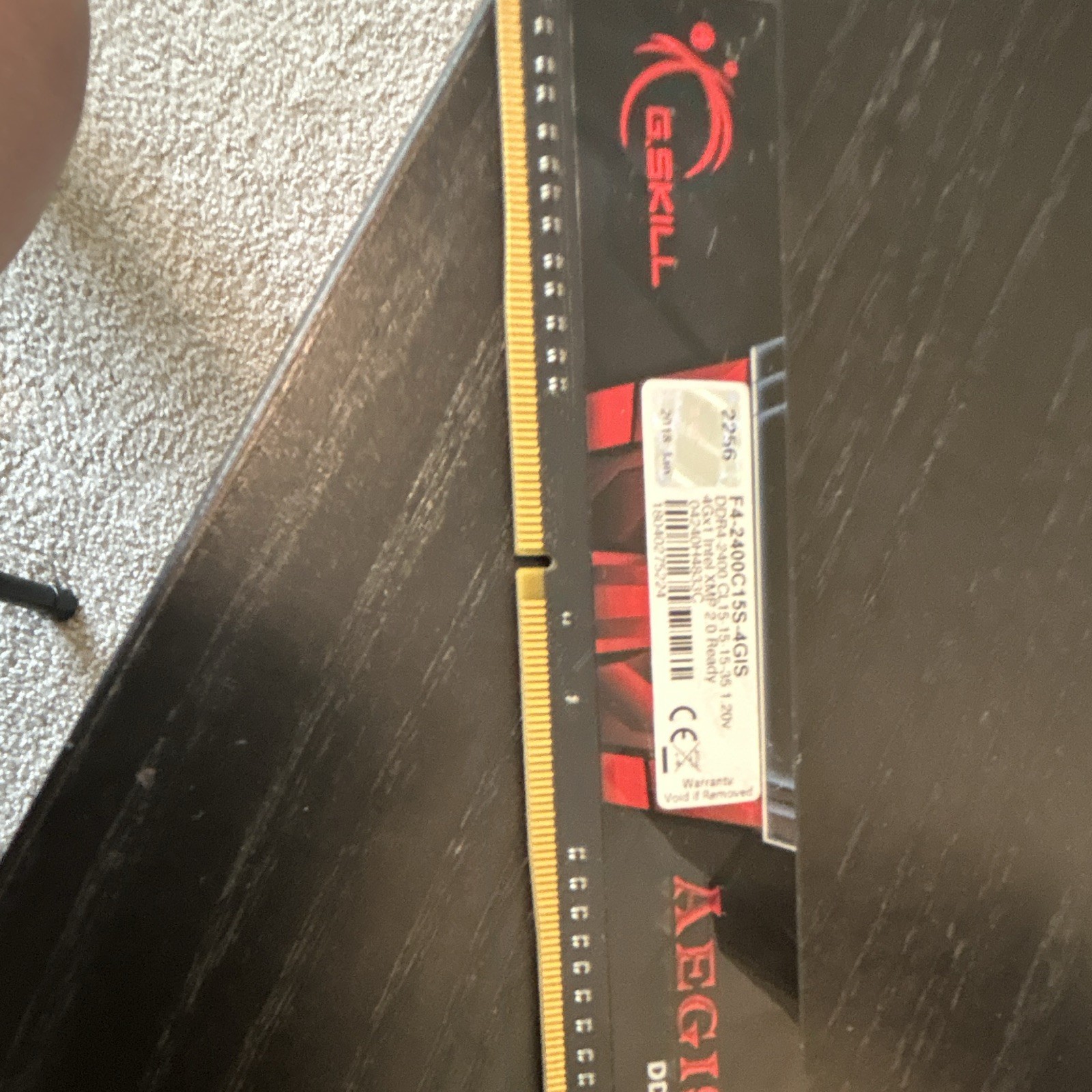 G.SKILL Aegis 4GB DDR4-2400 288-Pin DIMM 1x4GB Non-ECC F4-2400C15S-4GIS