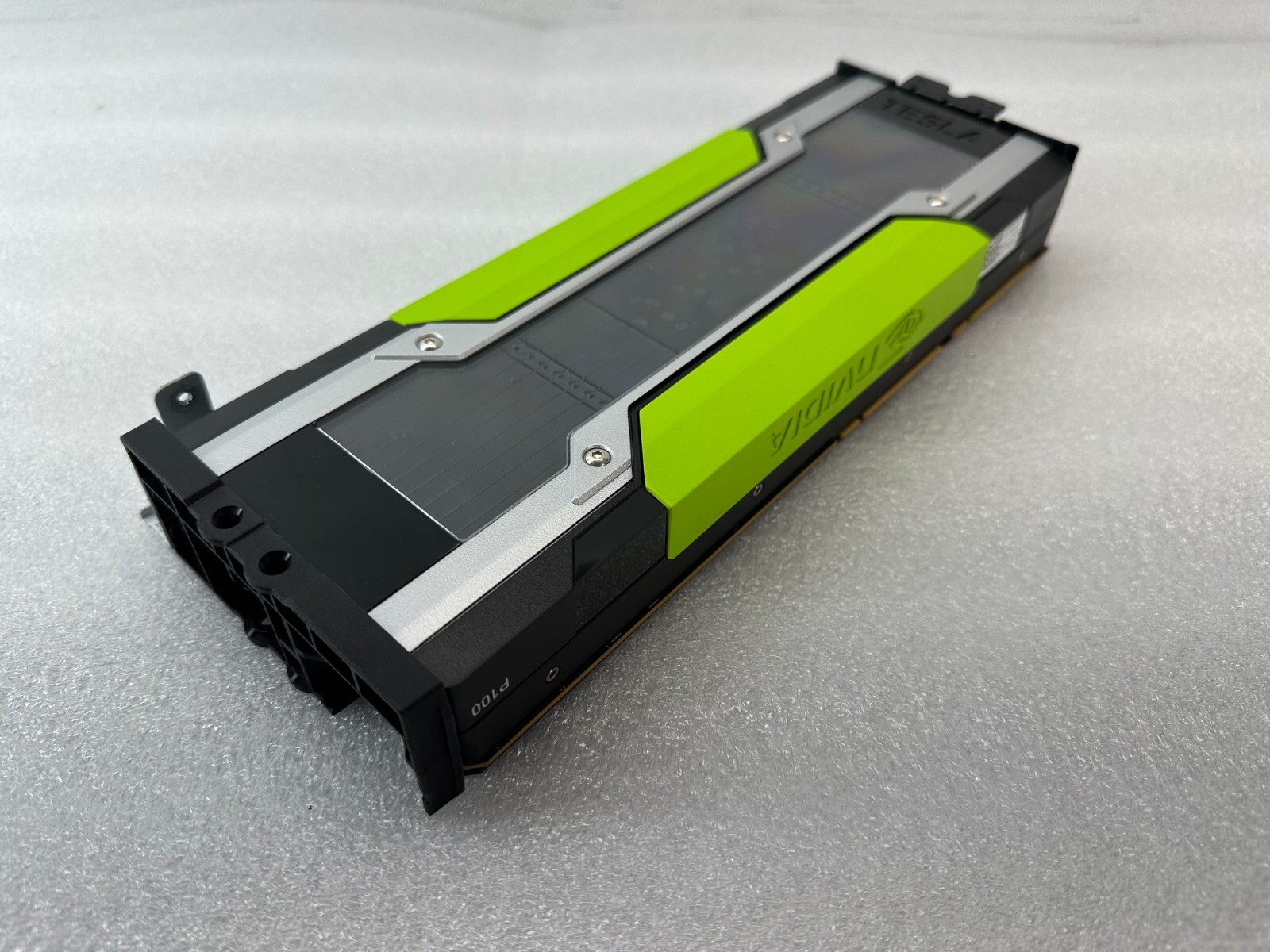NVIDIA Tesla P100 16GB Graphics Video Cards GPU Card 0RGKP9