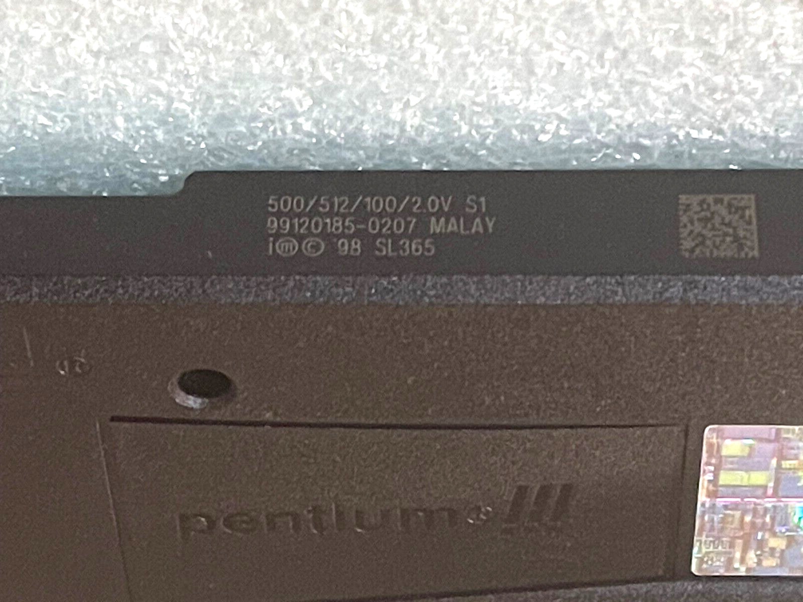 VINTAGE INTEL PENTIUM III 500MHZ SL365 500/512/100/2.0V S1 SLOT 1 CPU RM4F3