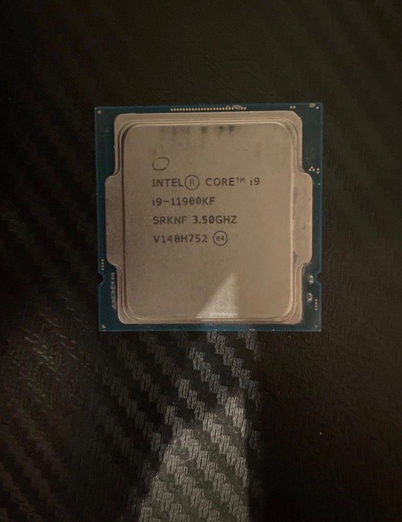 intel i9 11900kf (sans boîte et facture)(2ans d’utilisation)