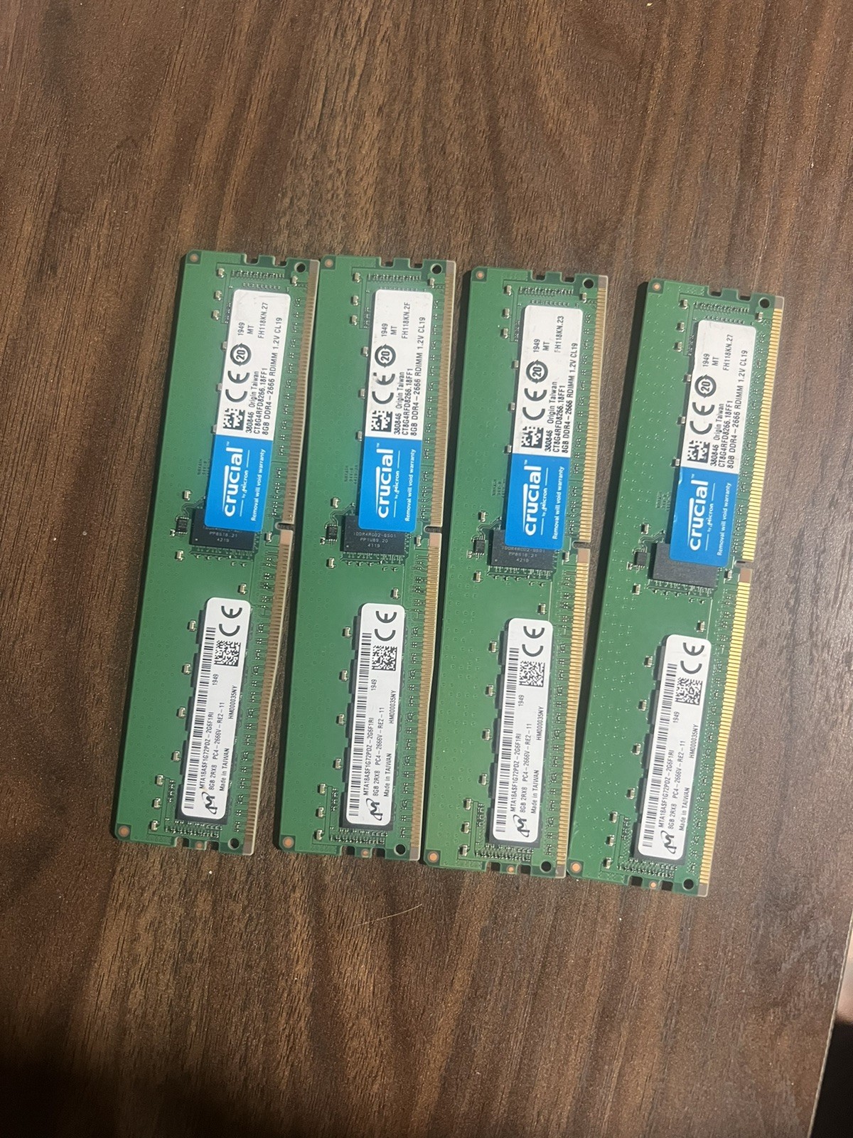 Crucial 8GB 2666MHz DDR4 DIMM RAM PC4-21300 Desktop Memory CT8G4RFD8266
